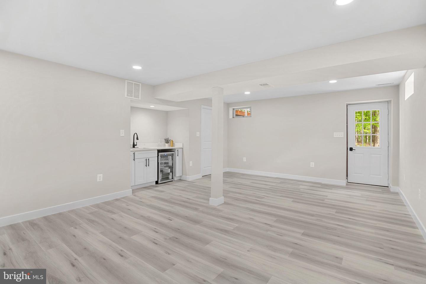 7313 Bonniemill Ln