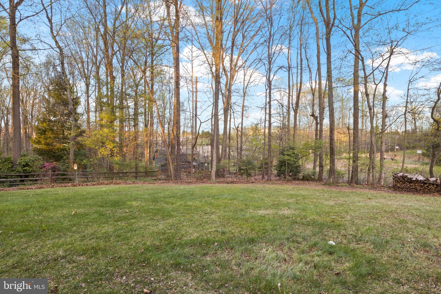 12717 Melville Ln