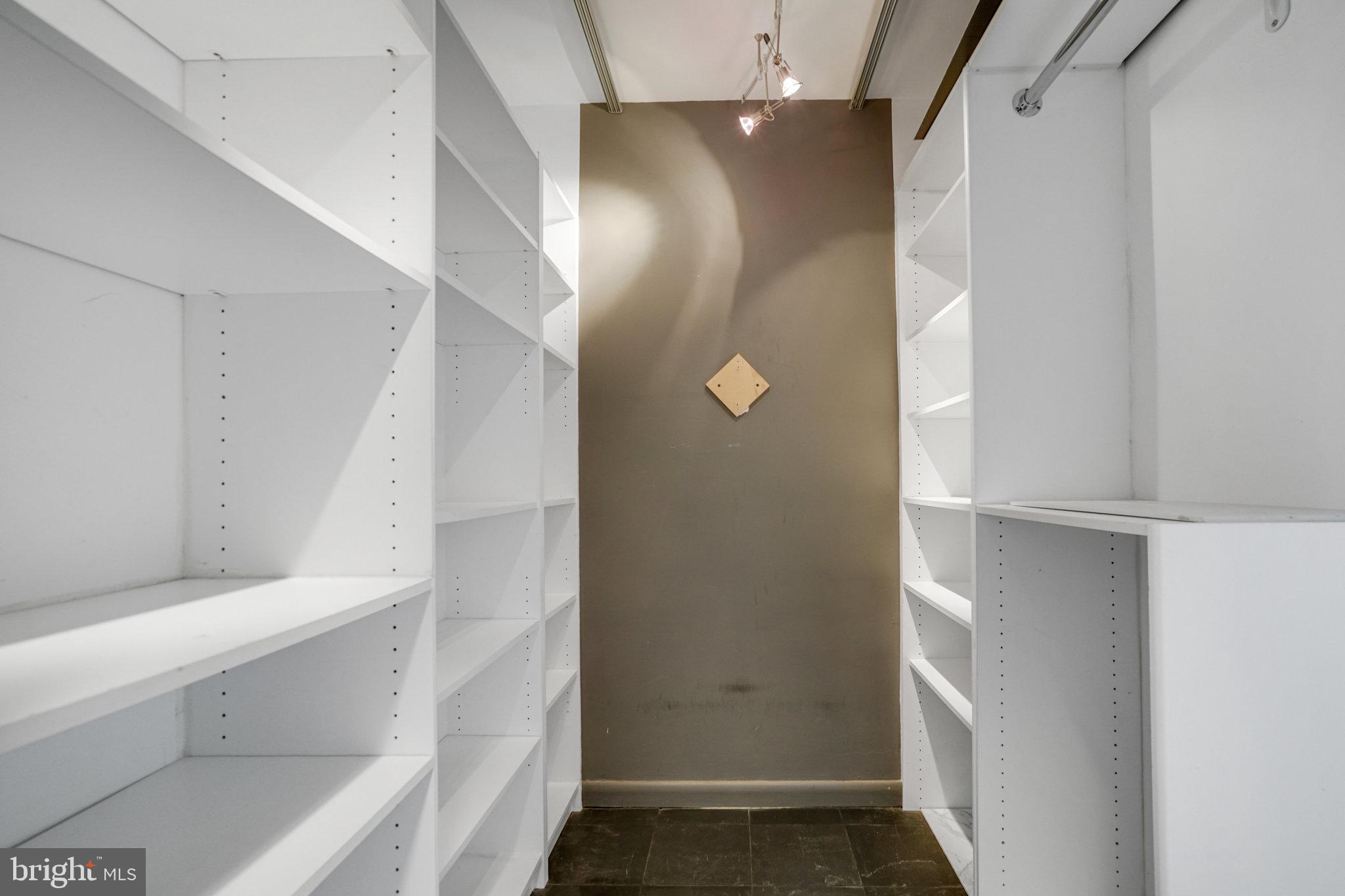 6631 Wakefield Dr #209