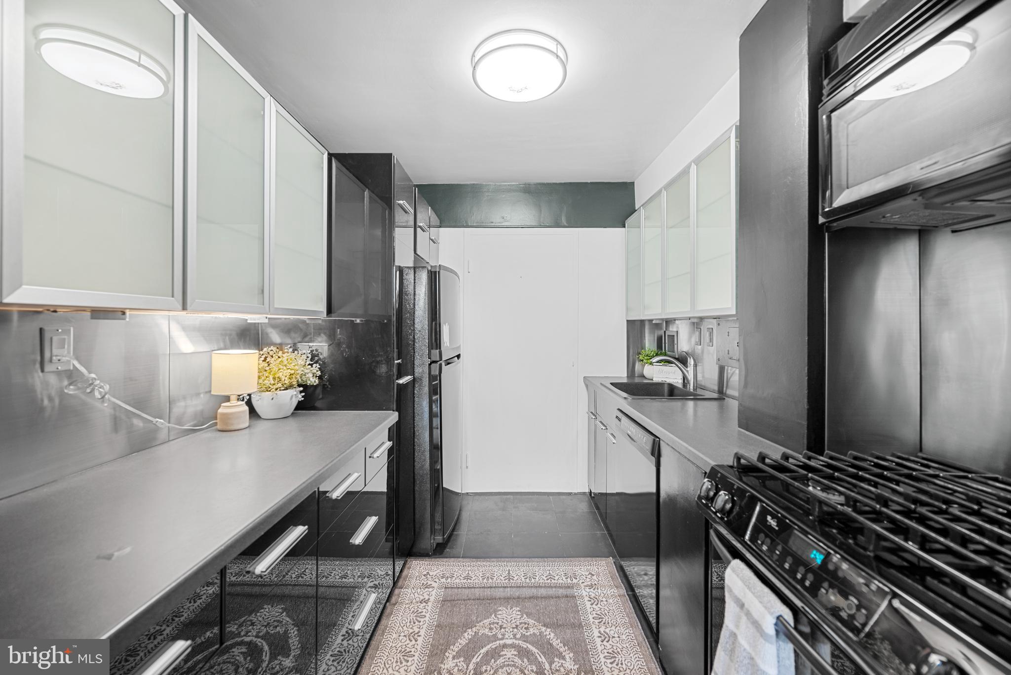 6631 Wakefield Dr #209