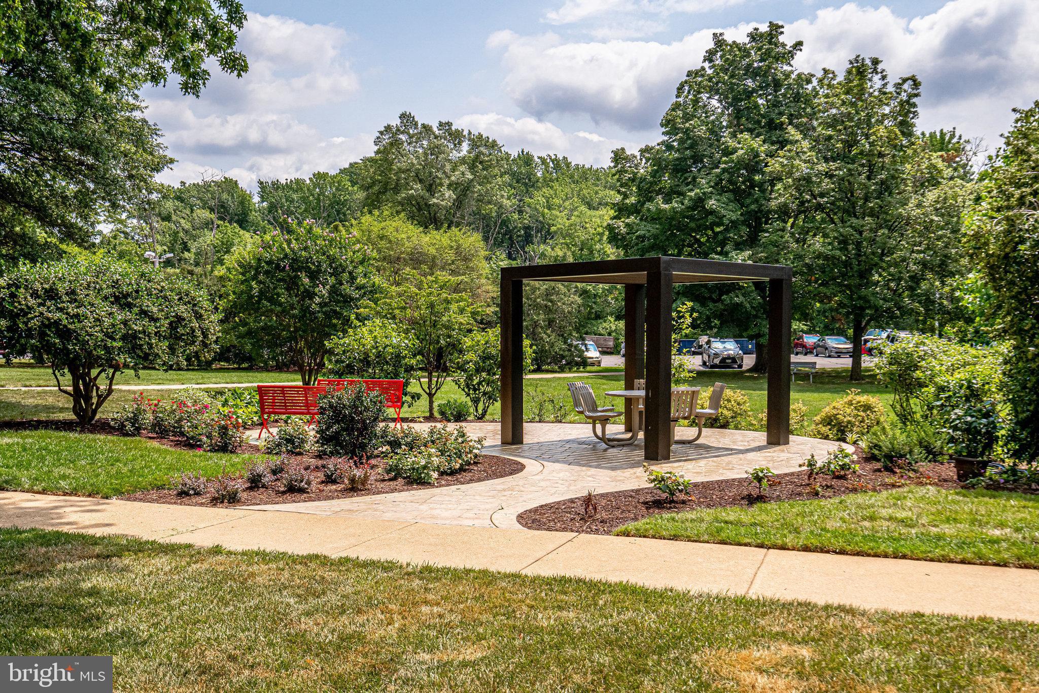 6631 Wakefield Dr #209