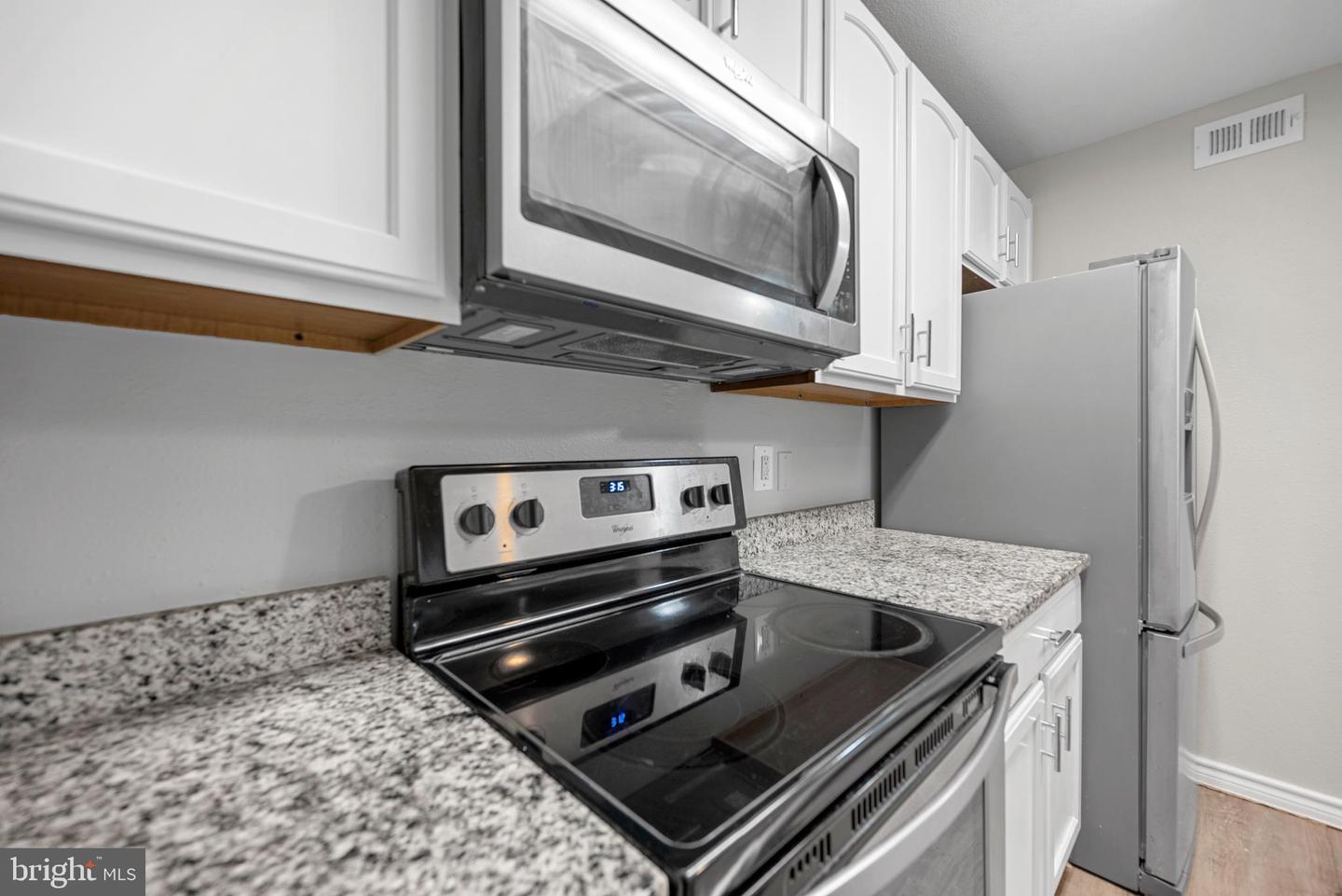 12152 PENDERVIEW TER #1332