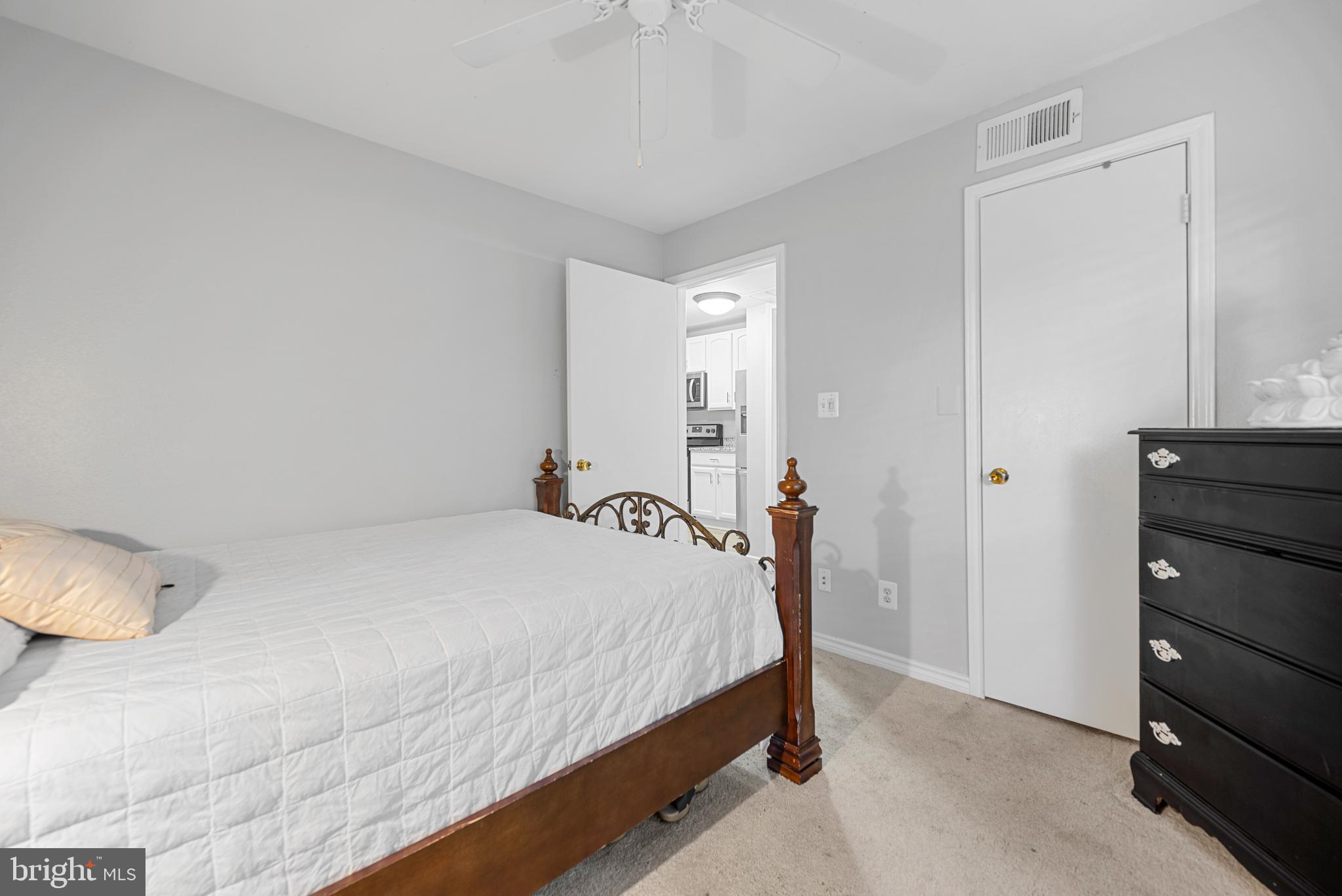 12152 PENDERVIEW TER #1332