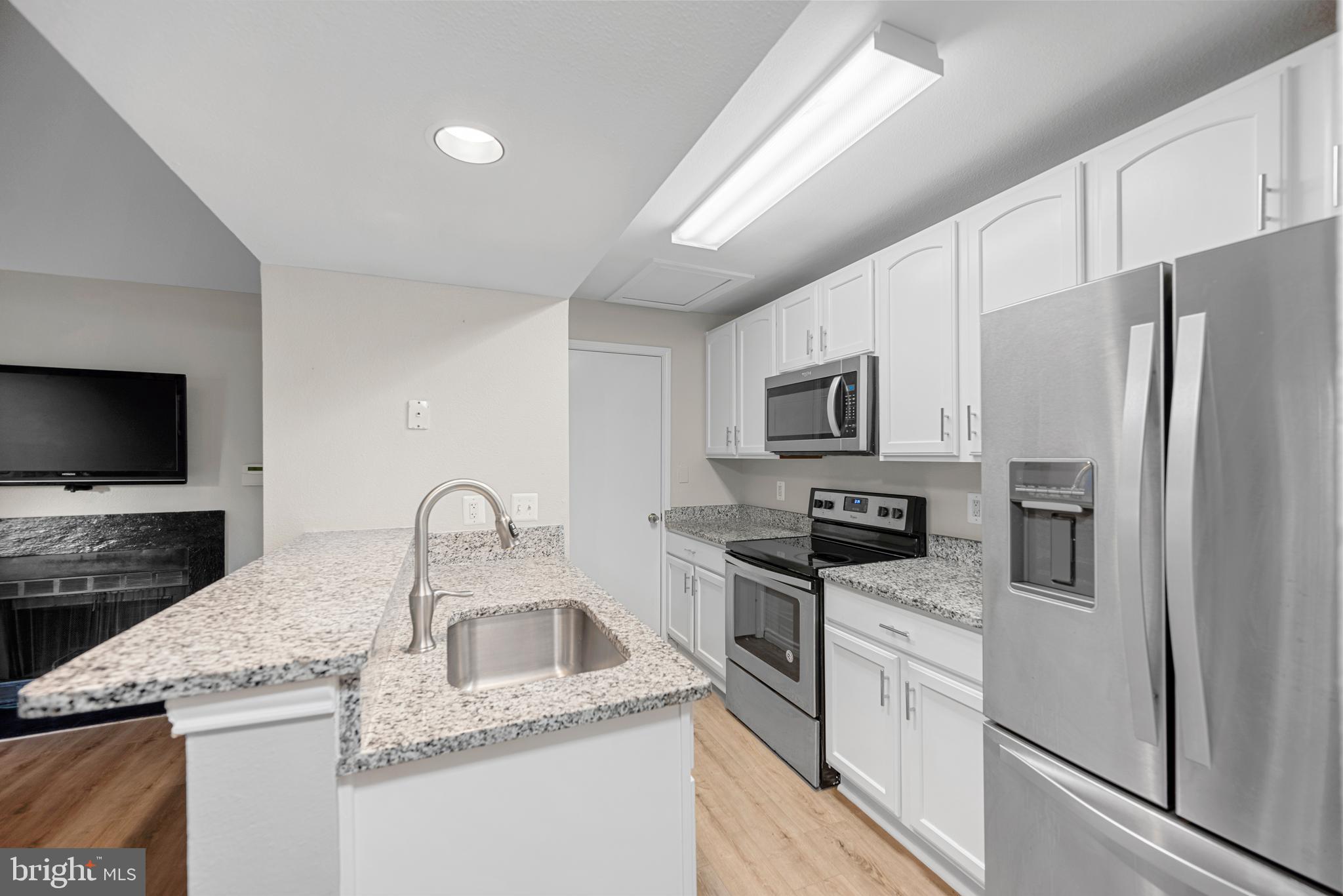 12152 PENDERVIEW TER #1332