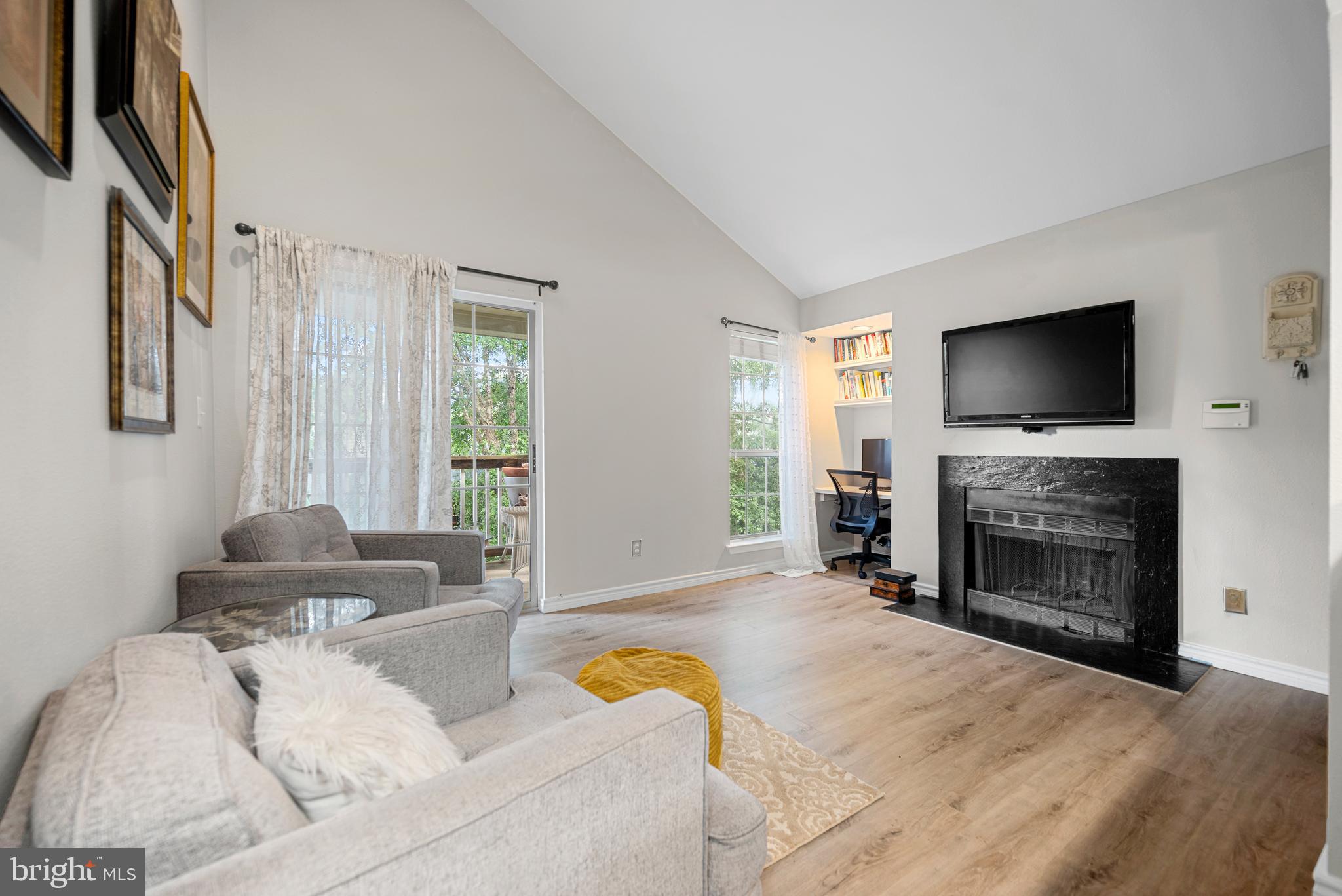 12152 PENDERVIEW TER #1332