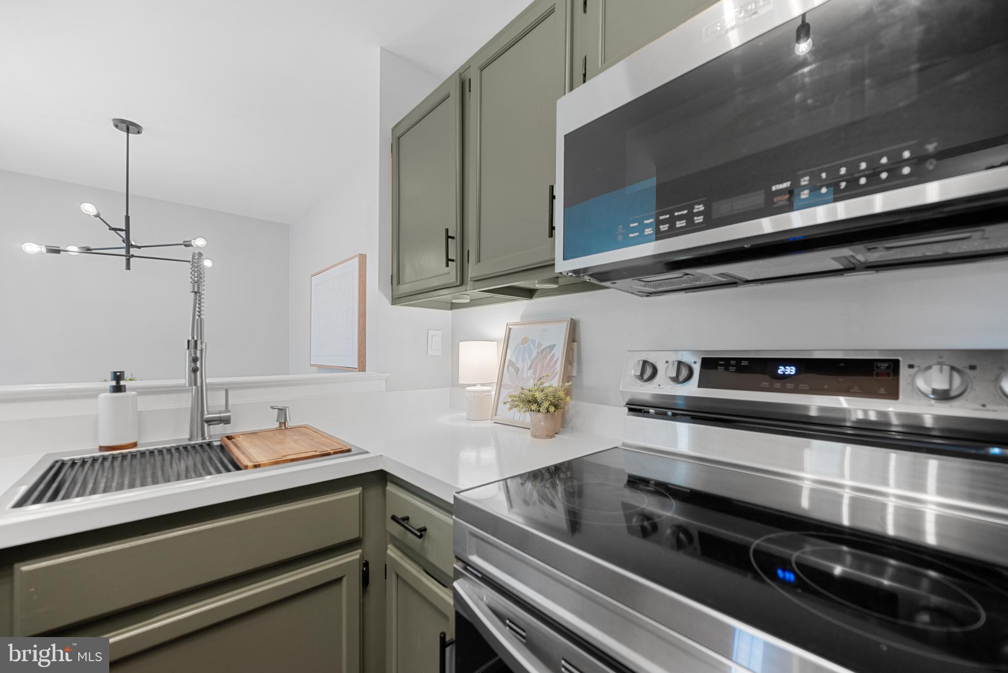 7826 Harrowgate Cir #120