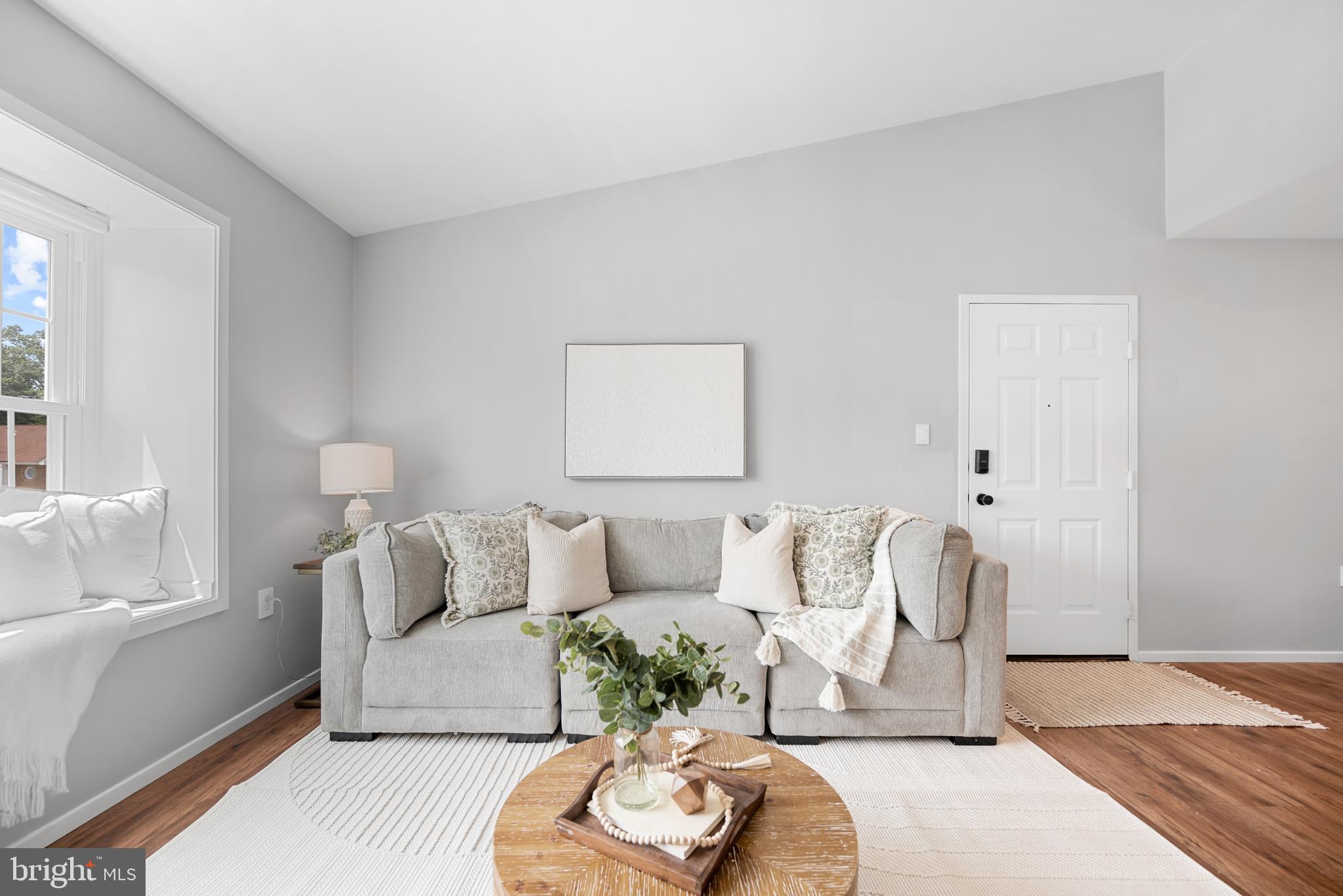 7826 Harrowgate Cir #120