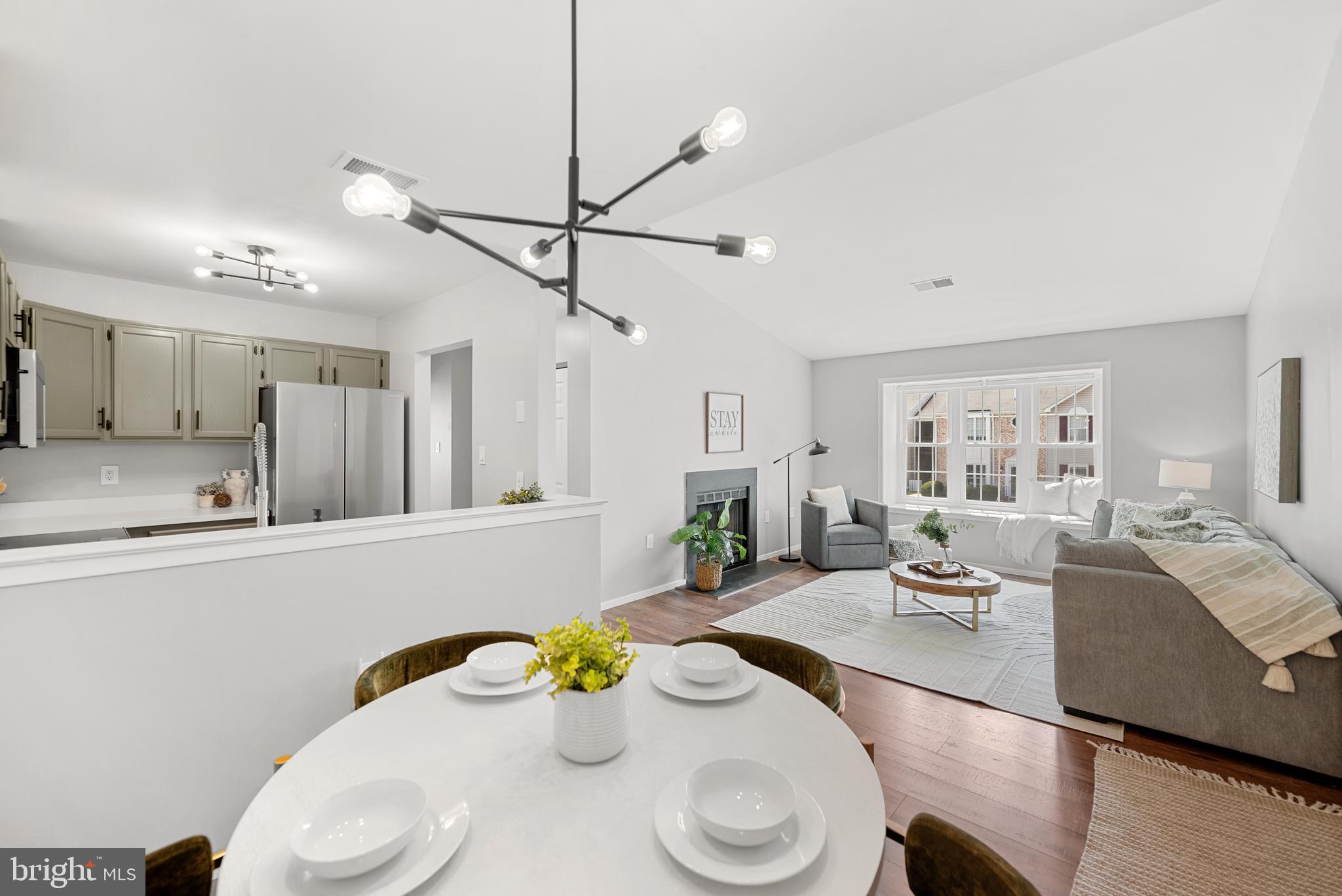 7826 Harrowgate Cir #120