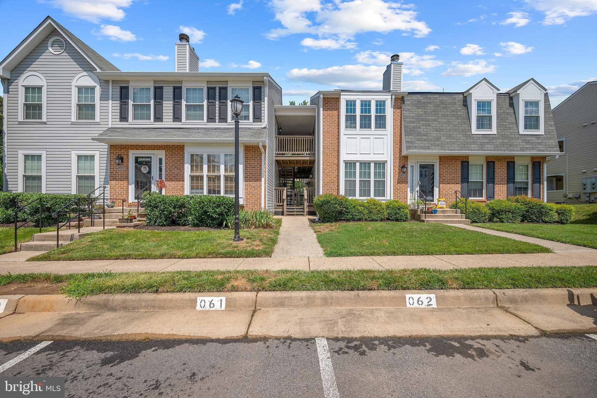 7826 Harrowgate Cir #120