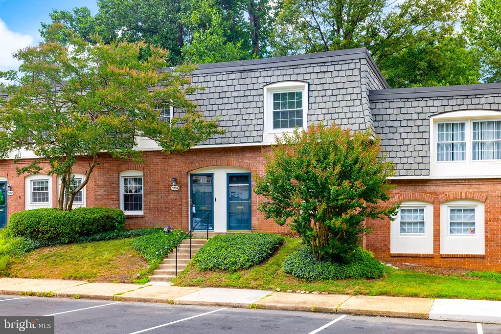 8204 Tory Rd #136