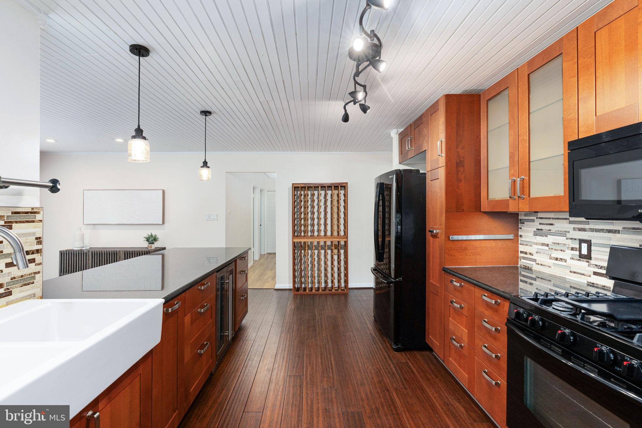 2401 Wittington Blvd