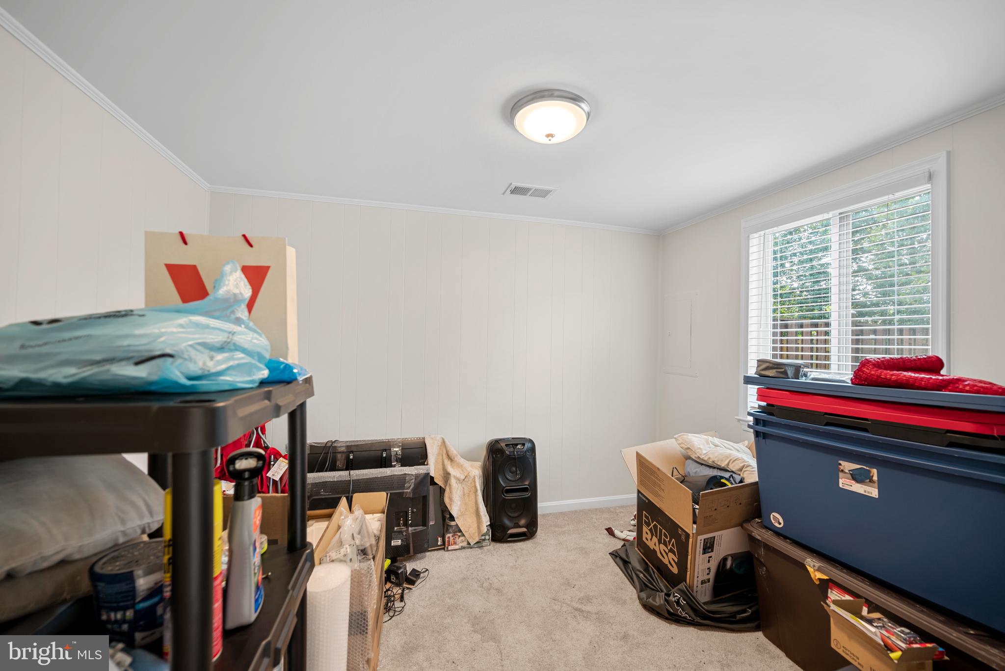 8220 Stationhouse Ct