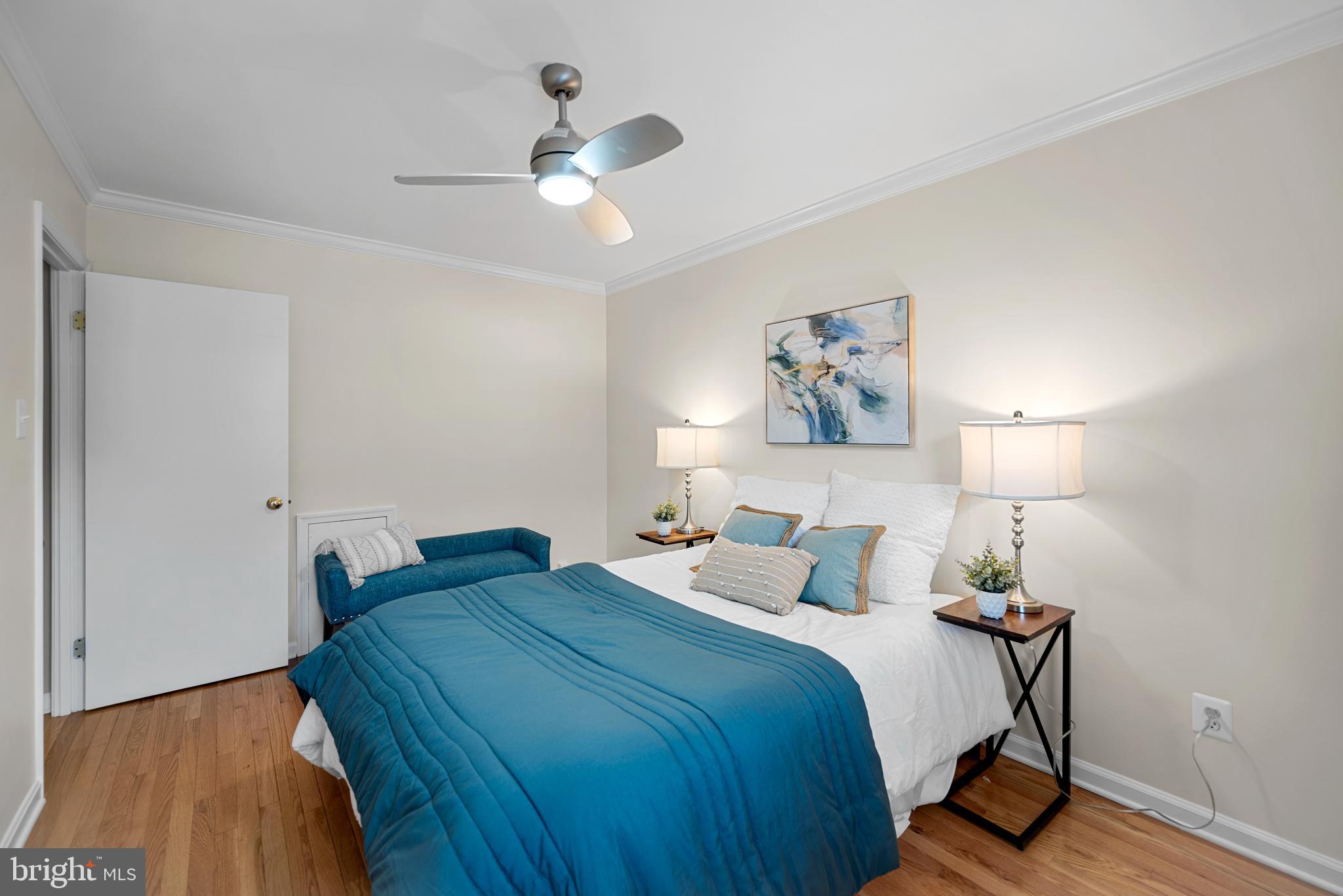 8220 Stationhouse Ct