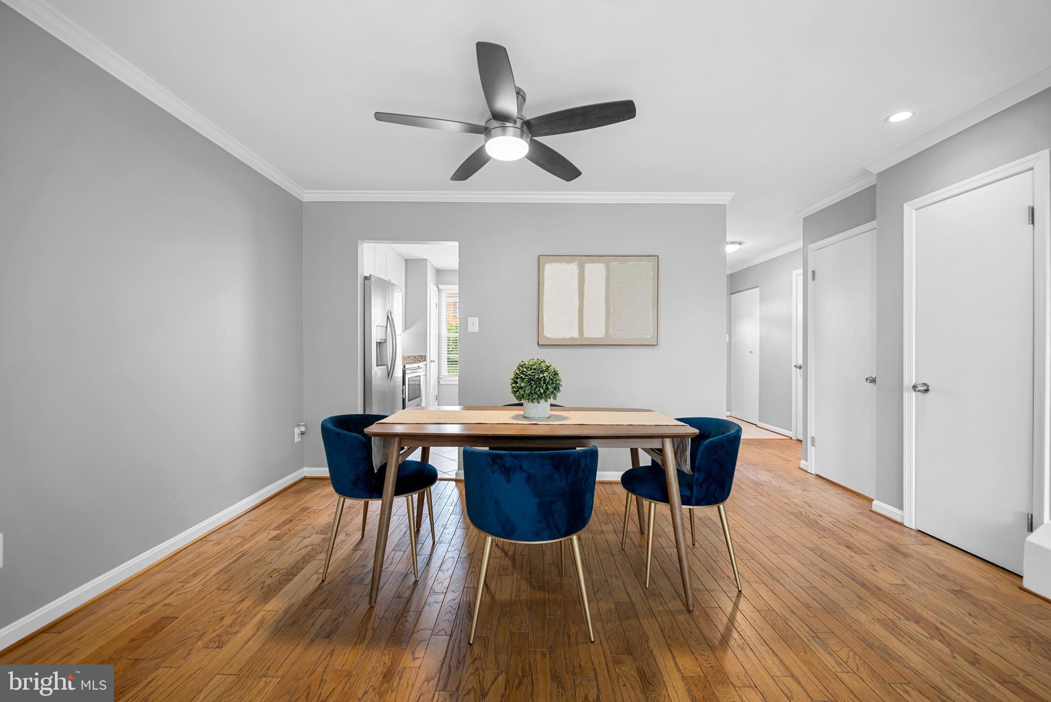 8220 Stationhouse Ct