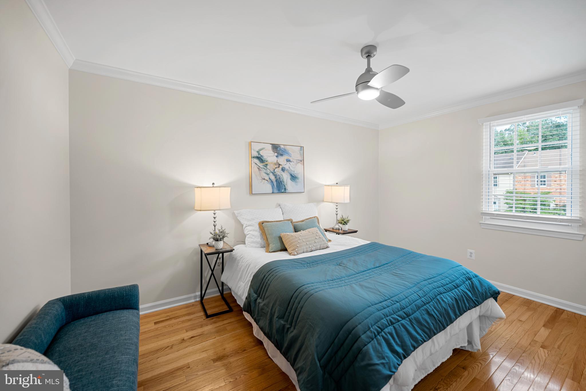 8220 Stationhouse Ct