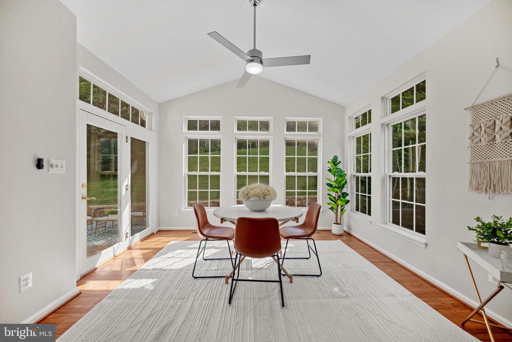 7016 Clifton Knoll Ct