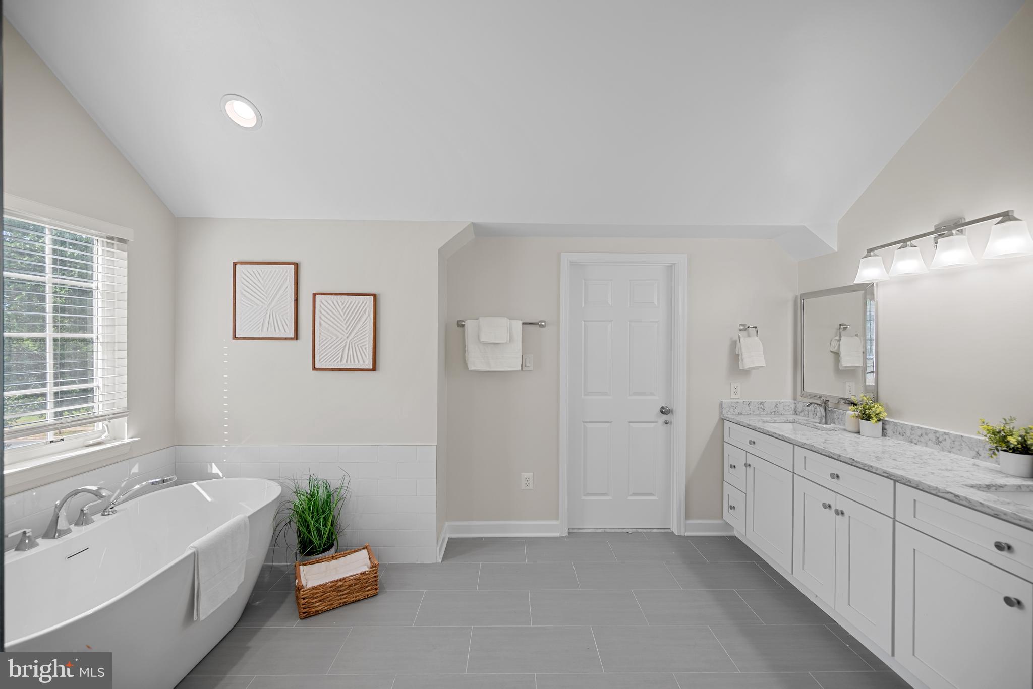 7016 Clifton Knoll Ct