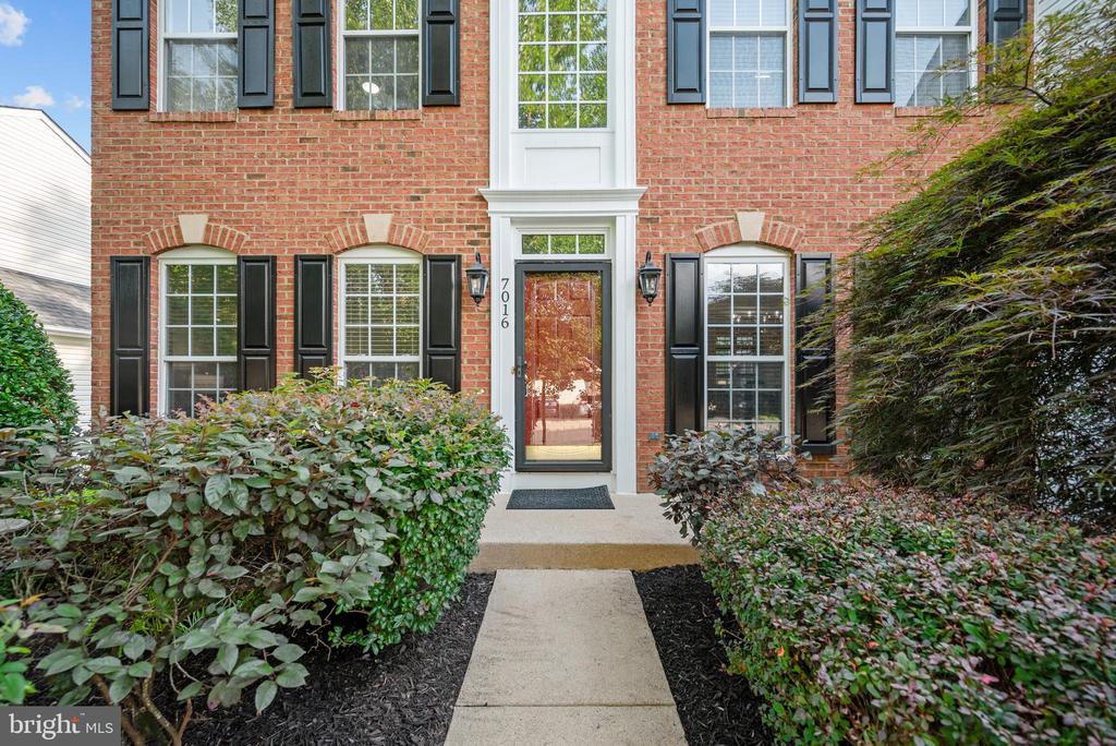 7016 Clifton Knoll Ct