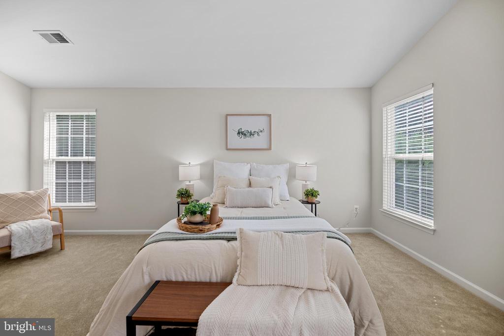 7016 Clifton Knoll Ct