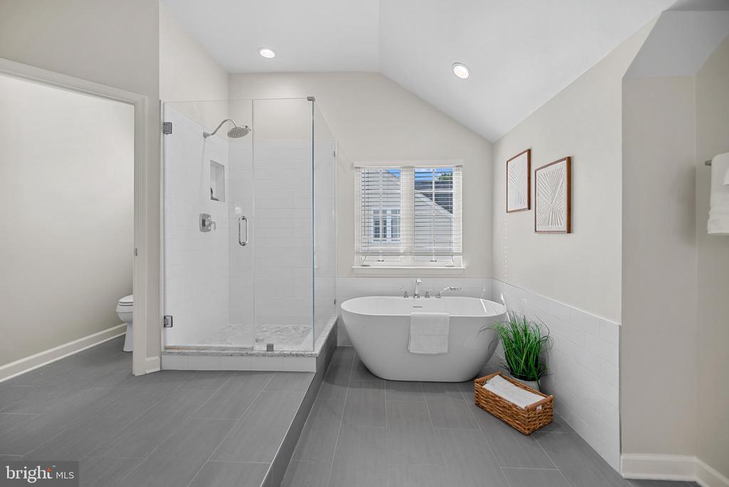 7016 Clifton Knoll Ct