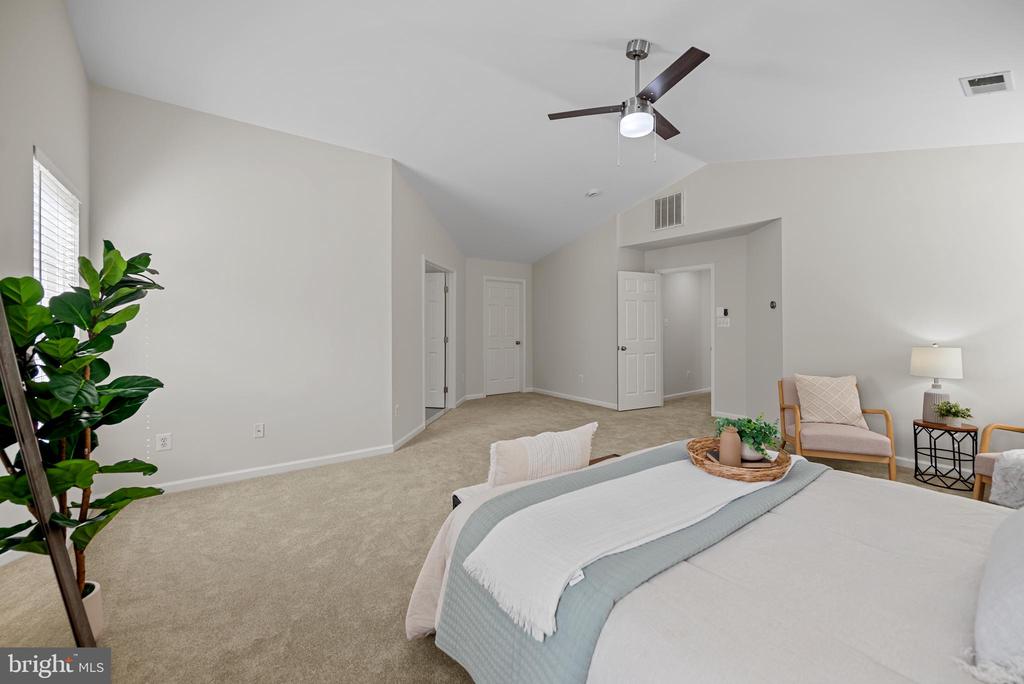7016 Clifton Knoll Ct