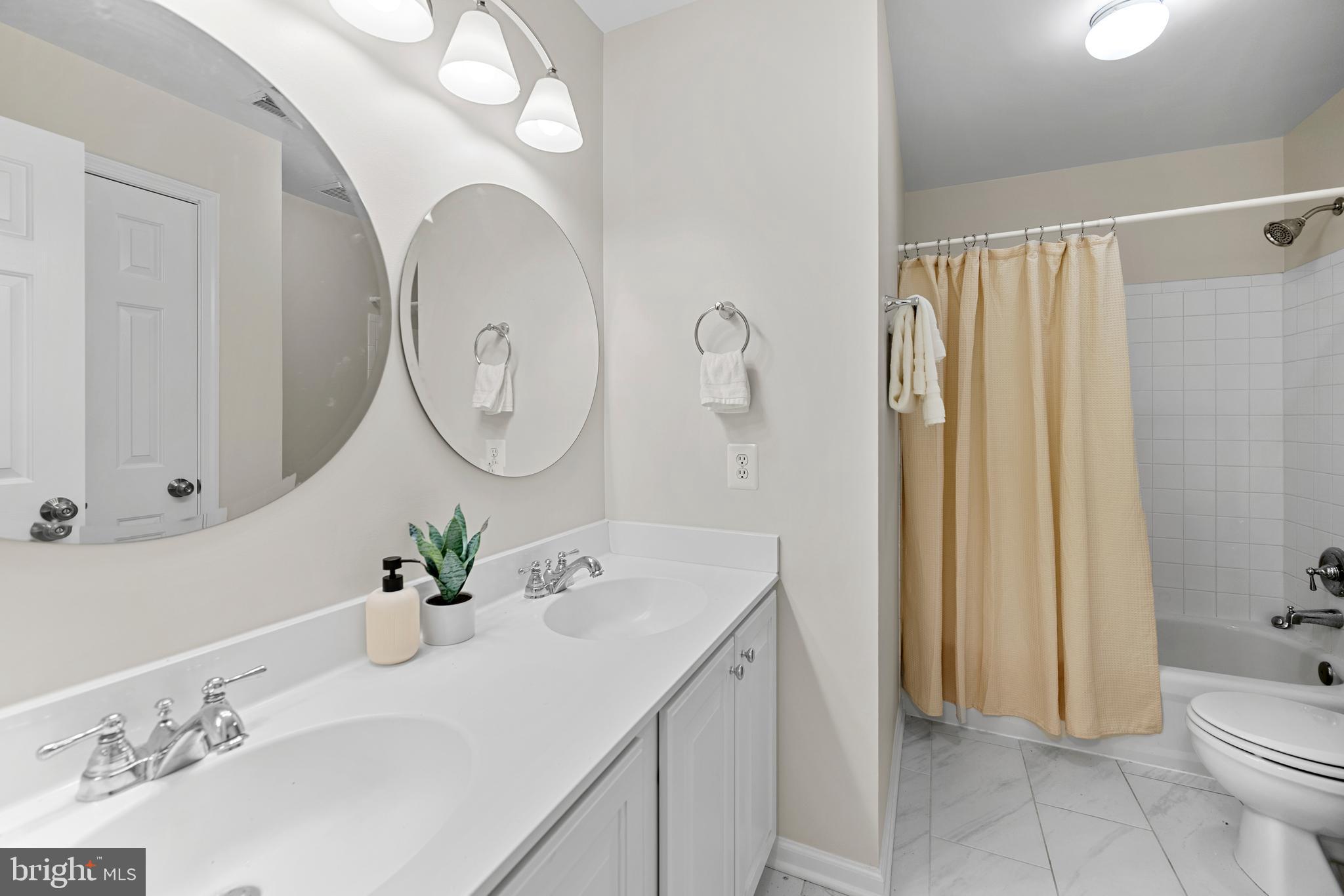 7016 Clifton Knoll Ct