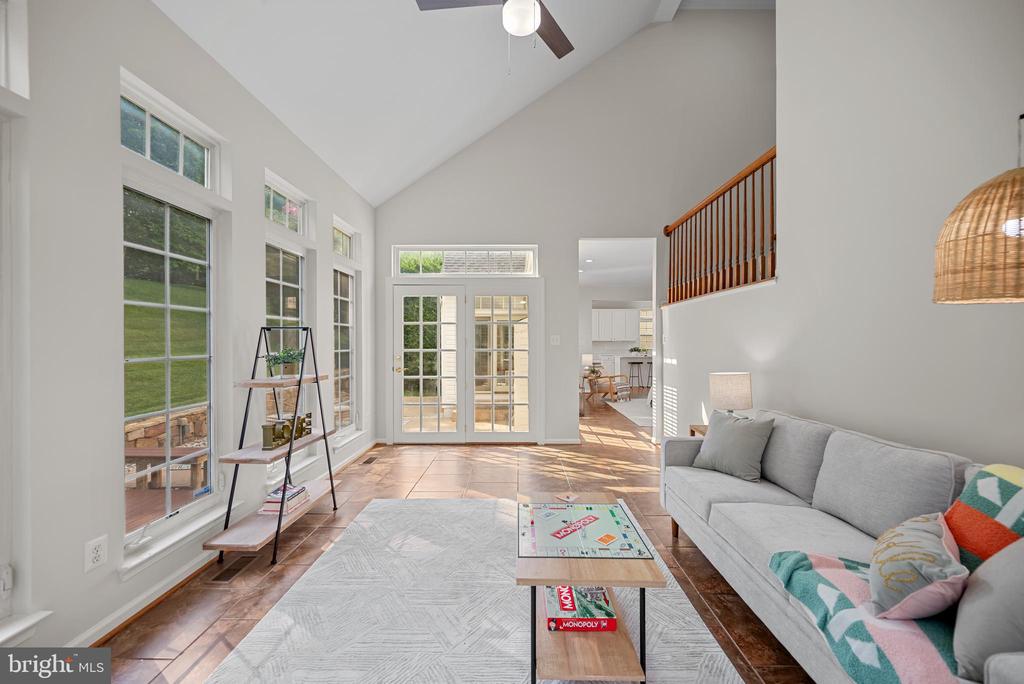 7016 Clifton Knoll Ct
