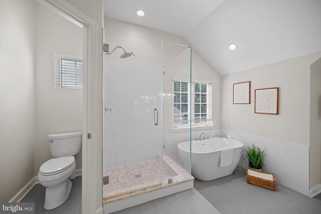 7016 Clifton Knoll Ct