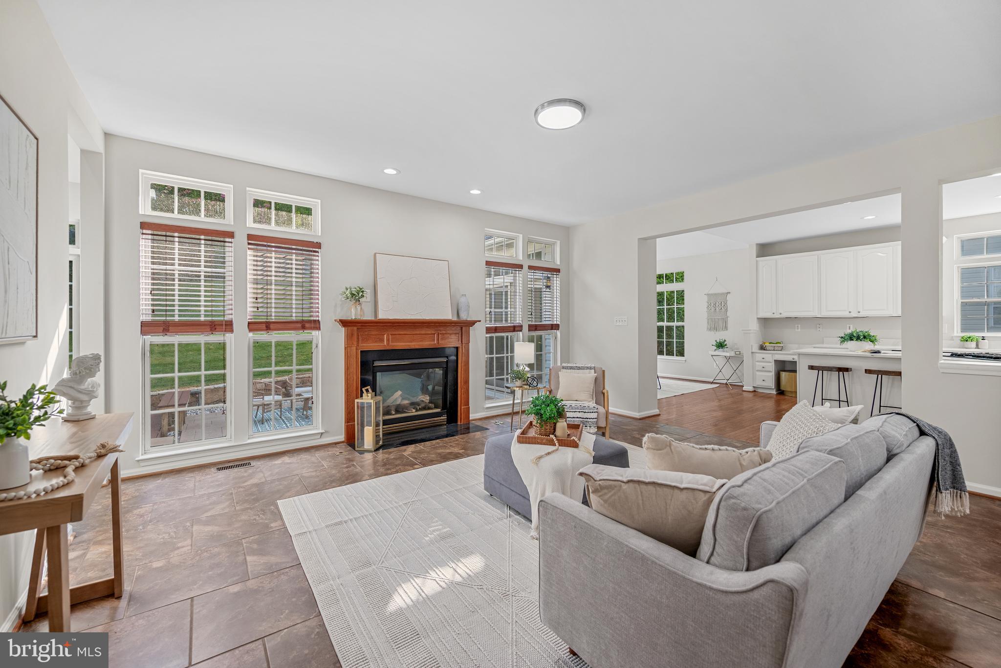 7016 Clifton Knoll Ct