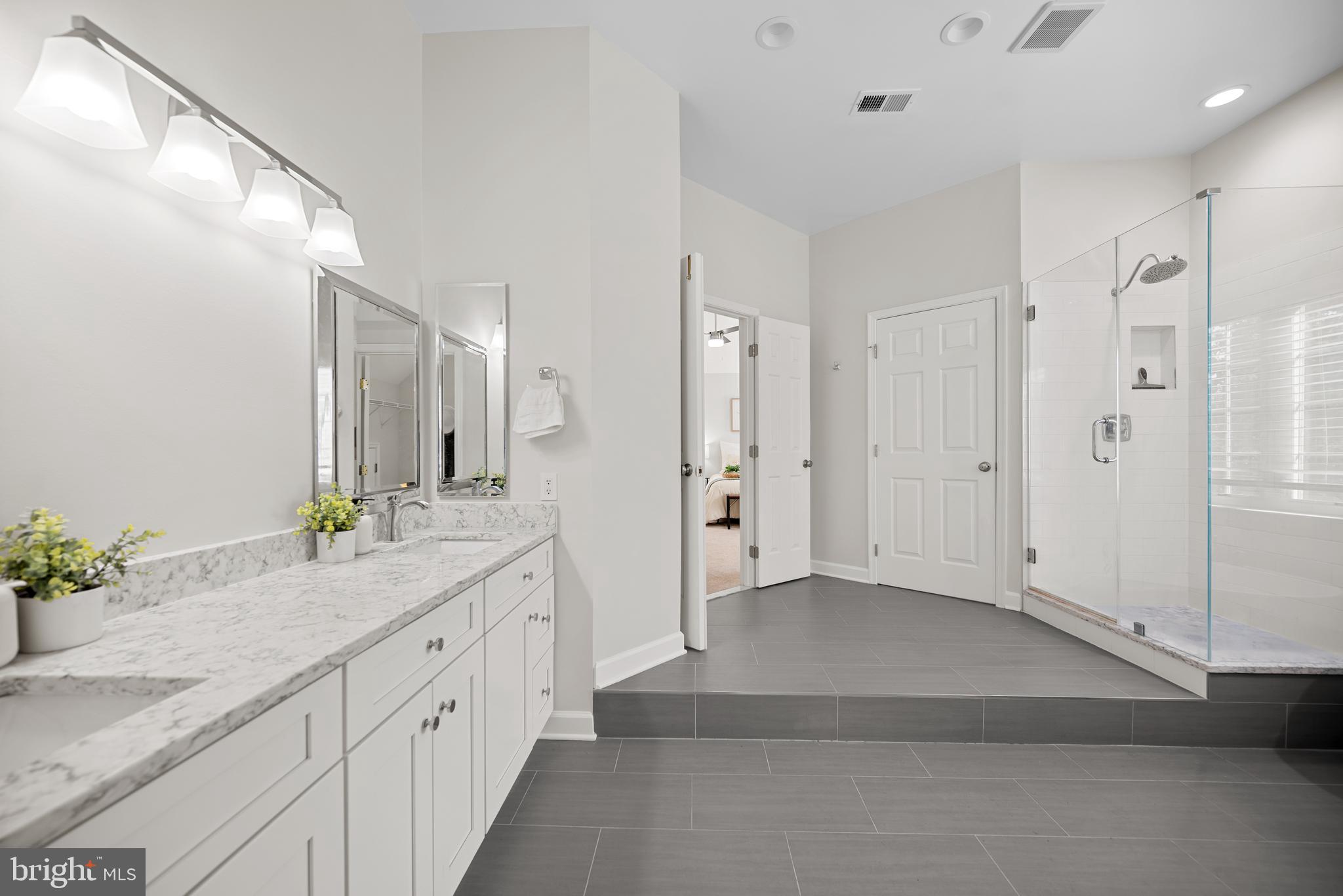 7016 Clifton Knoll Ct