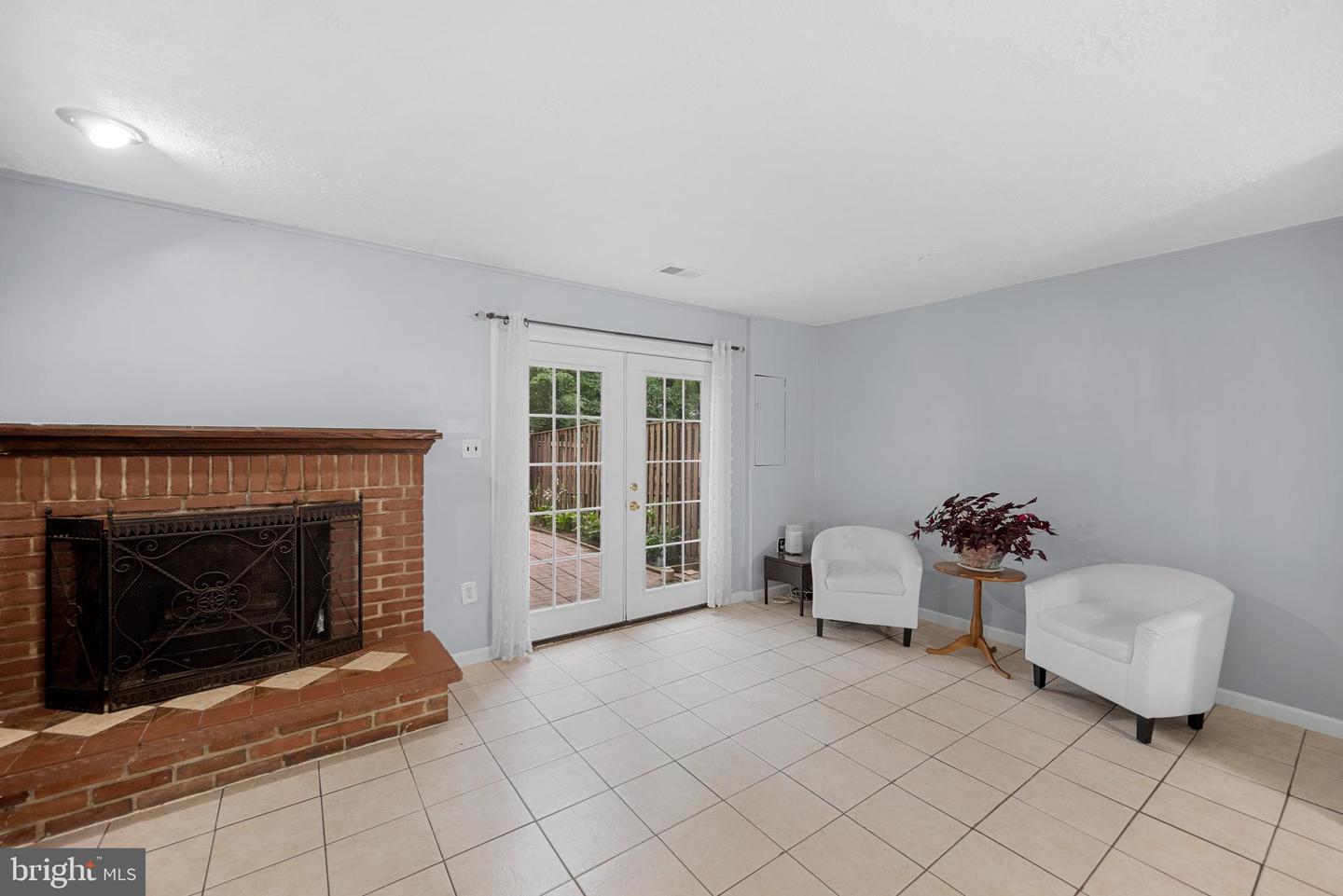 9126 Fisteris Ct