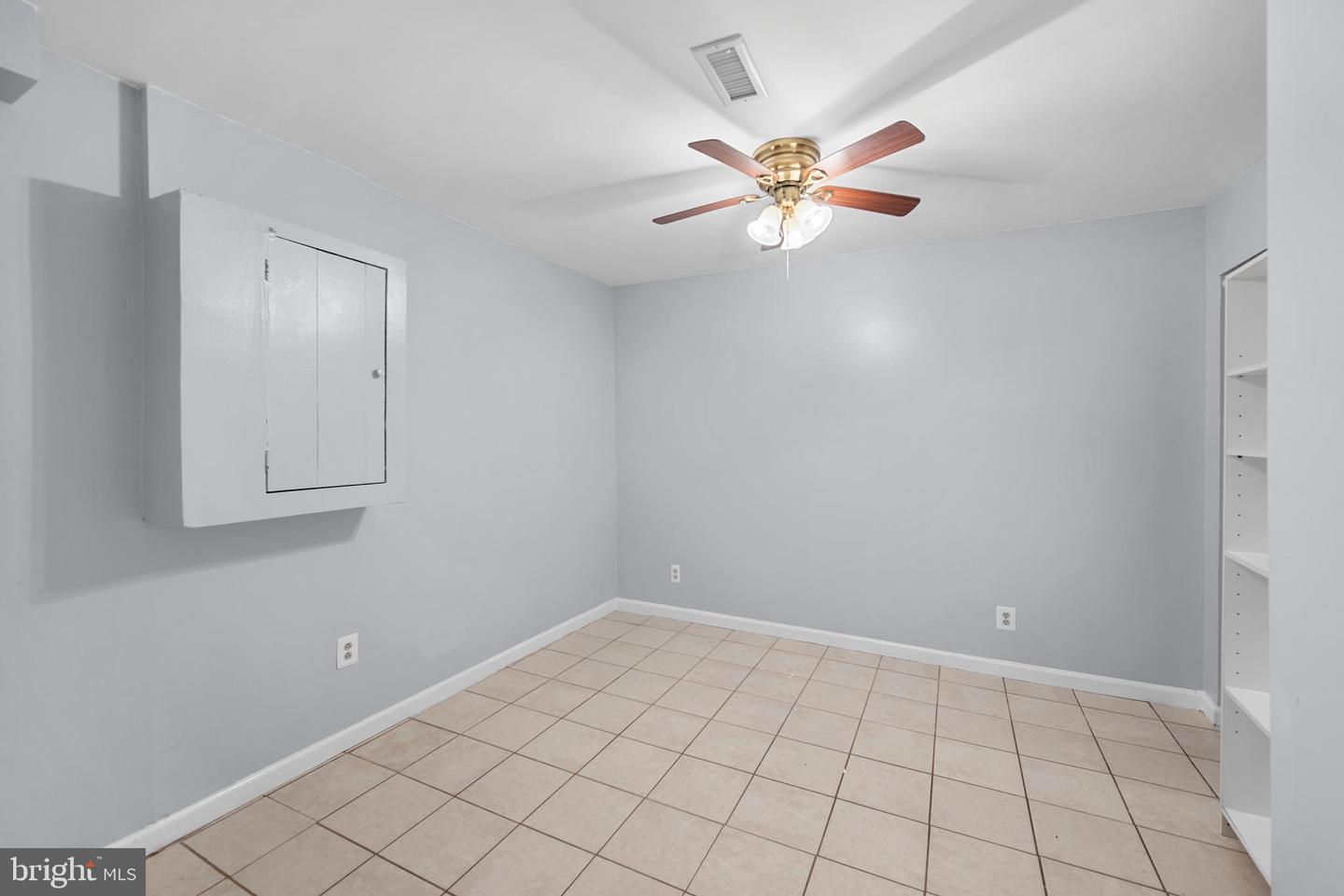 9126 Fisteris Ct
