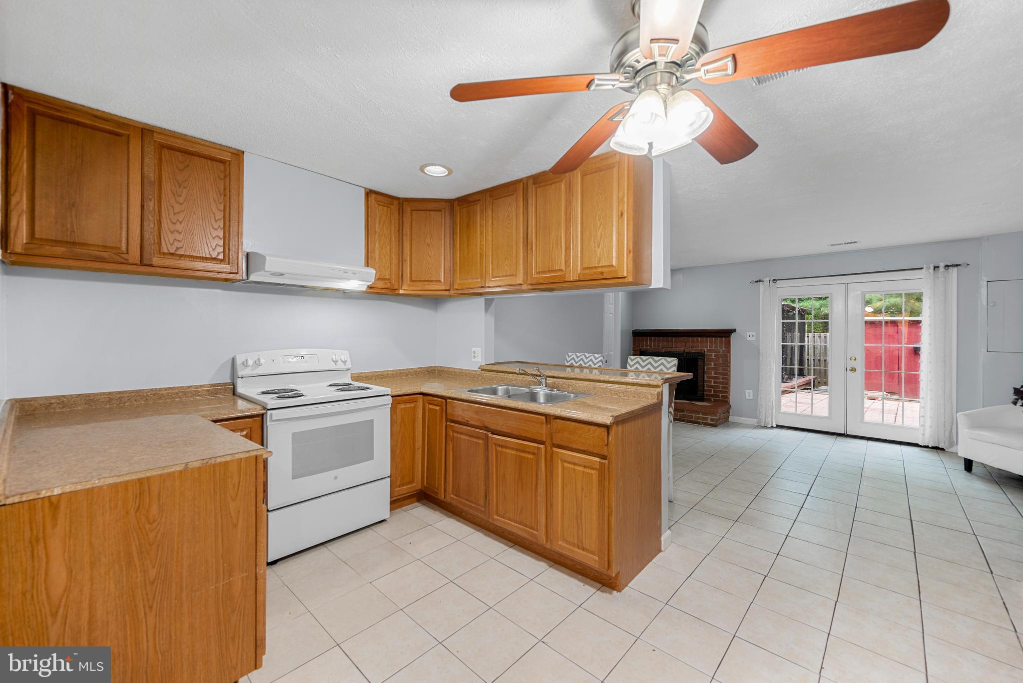 9126 Fisteris Ct