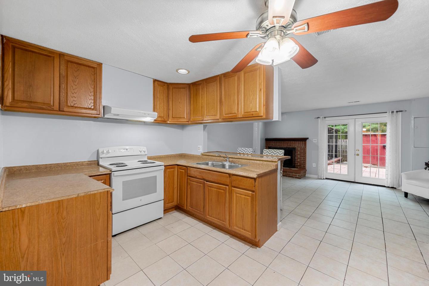 9126 Fisteris Ct