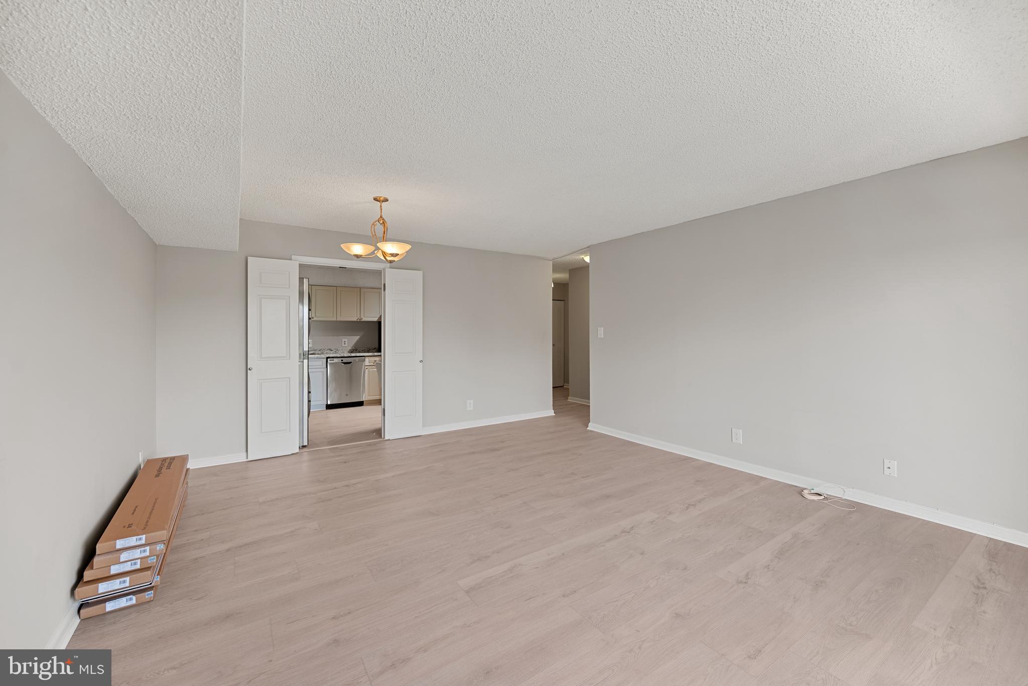 3800 POWELL LANE 830
