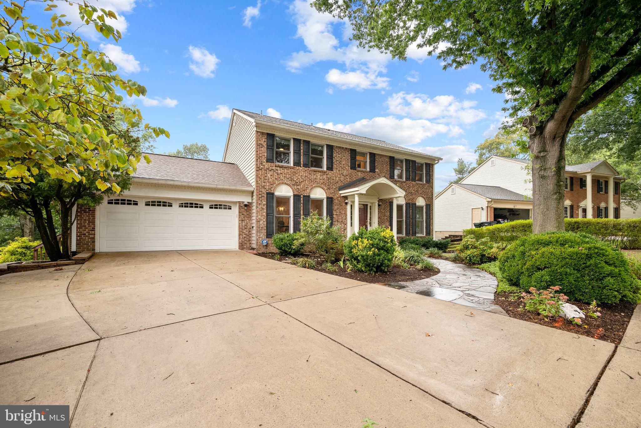 7100 HUNDSFORD LANE