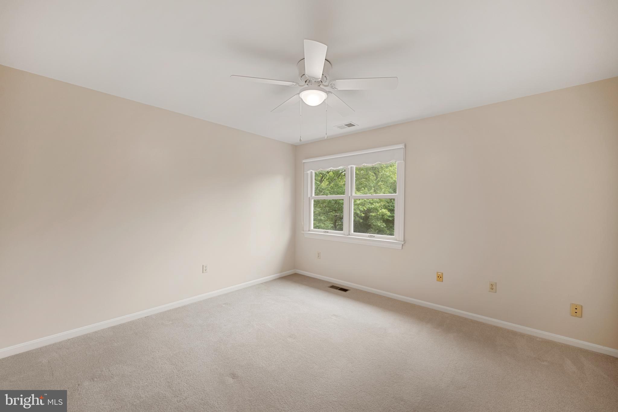 7100 HUNDSFORD LANE