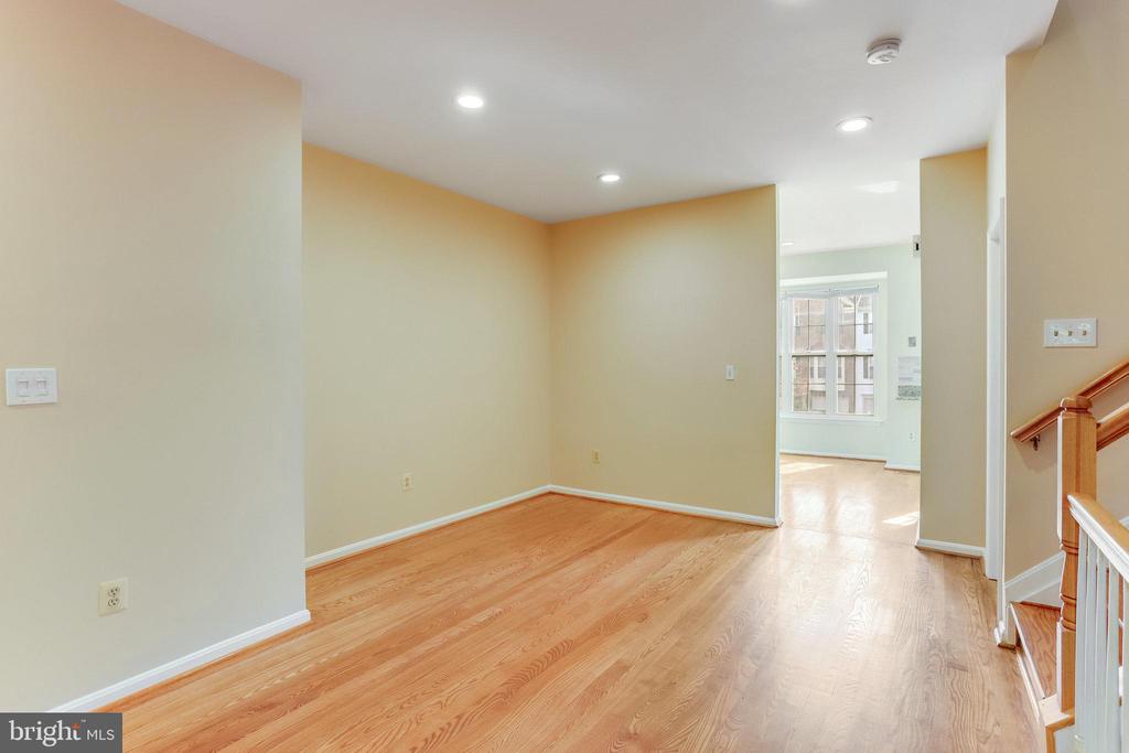 6378 DAKINE CIRCLE