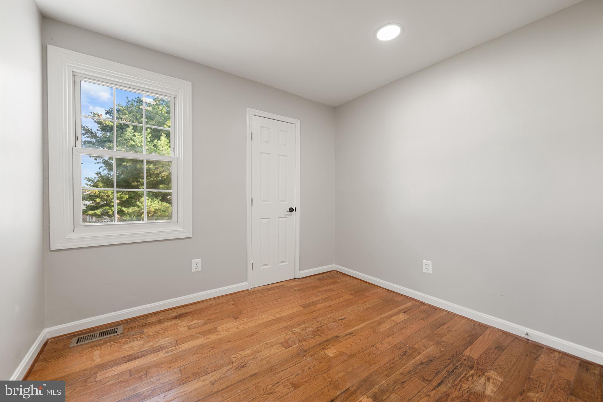 14487 RUSTLING LEAVES LANE