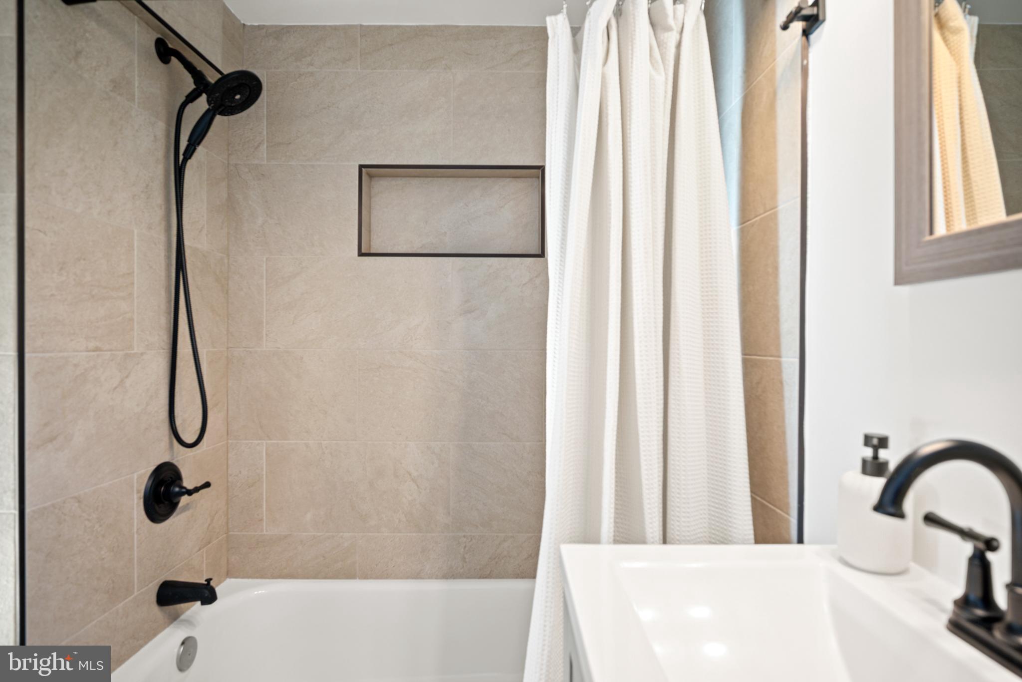 7104 VERMILLION PLACE