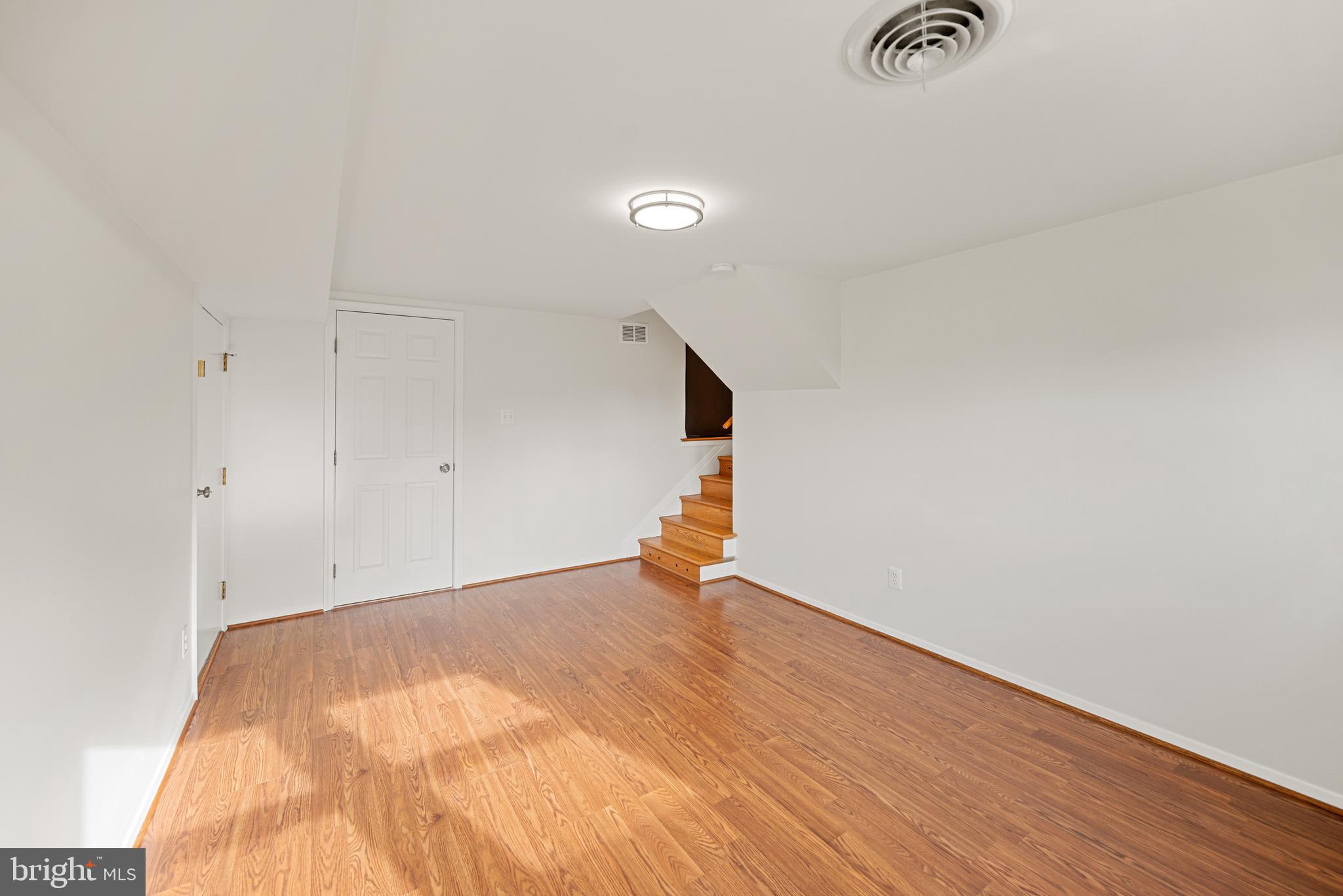 7104 VERMILLION PLACE