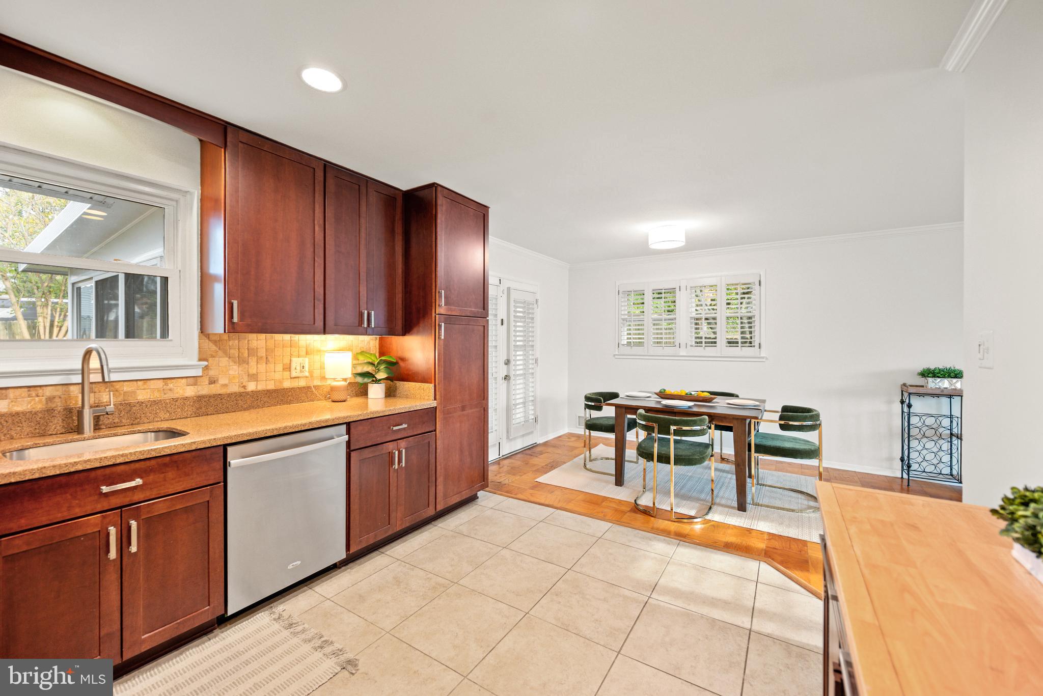 7104 VERMILLION PLACE