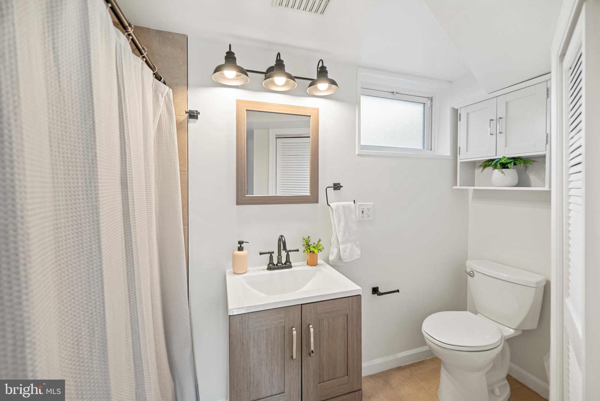 7104 VERMILLION PLACE