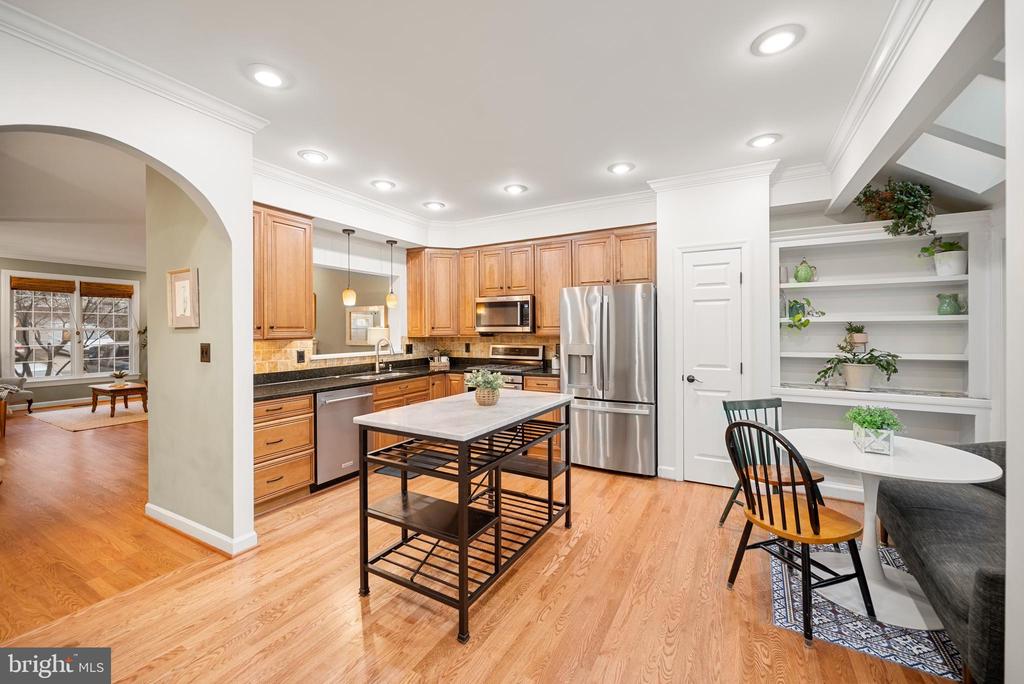 3721 HUNTLEY MEADOWS LANE
