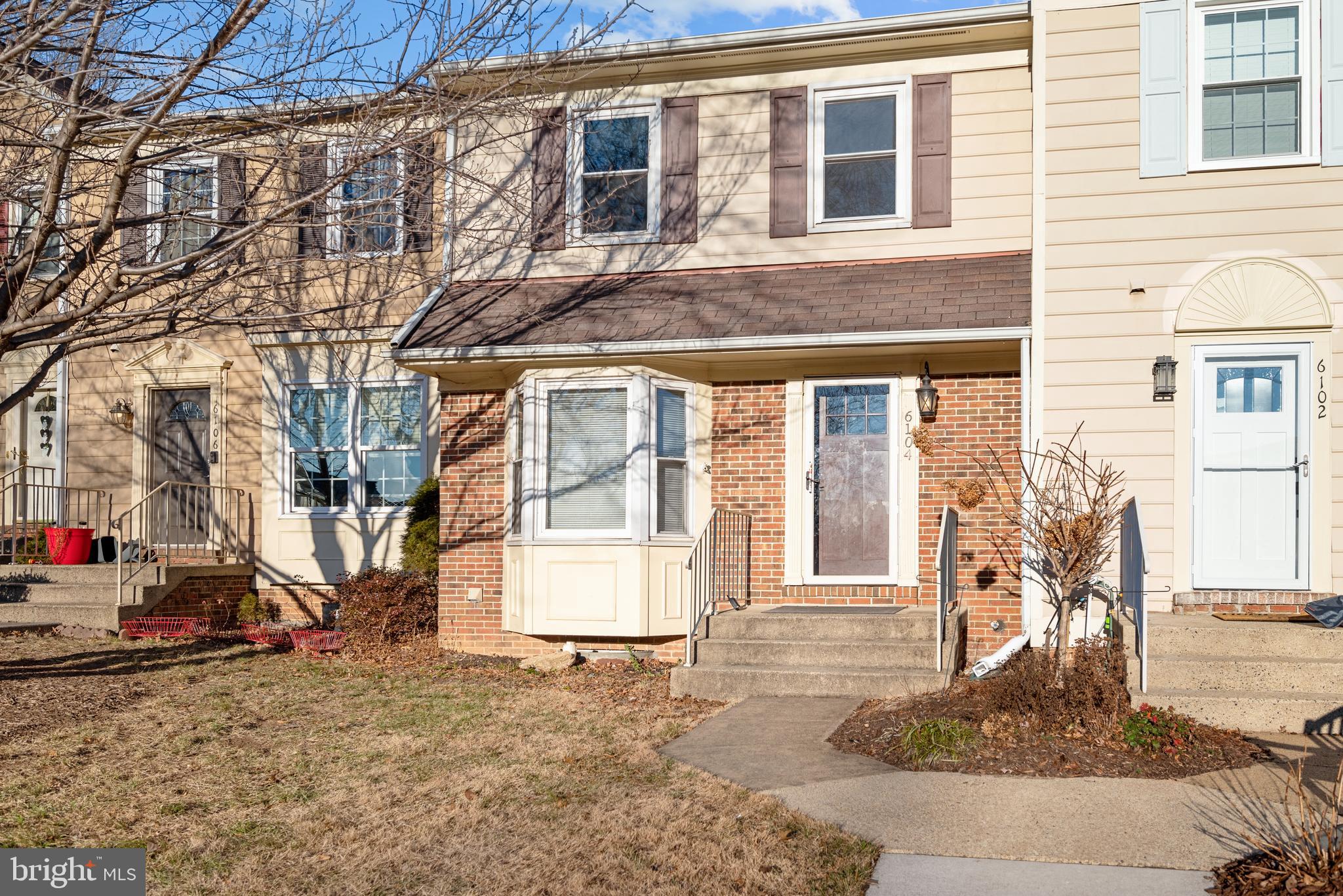 6104 OLD BRENTFORD COURT