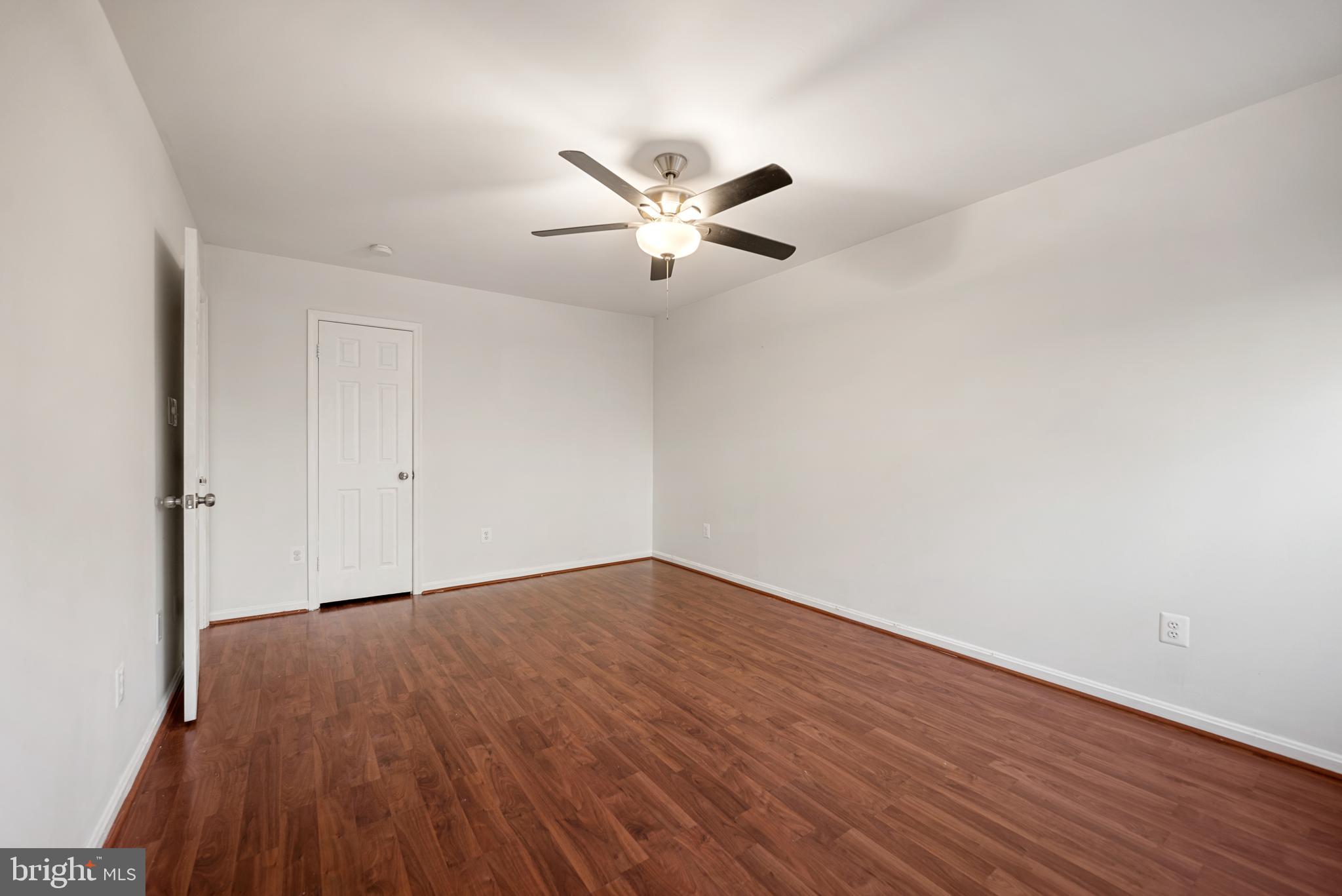 6104 OLD BRENTFORD COURT