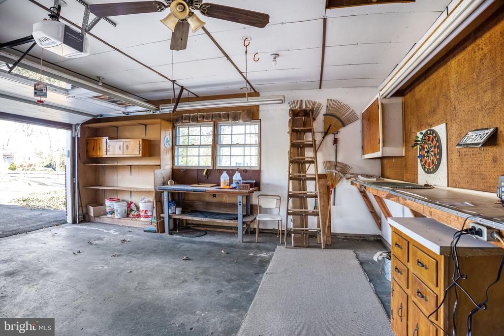 9232 FOREST HAVEN DRIVE