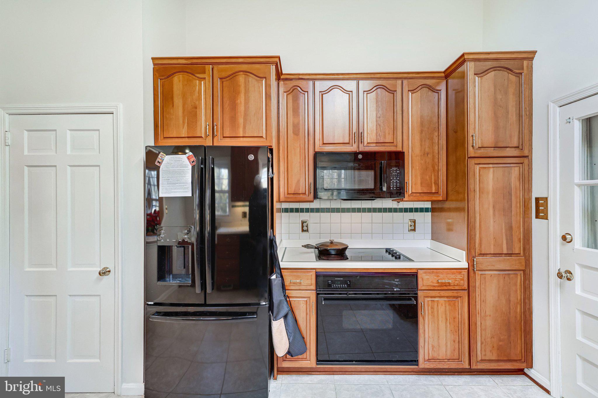 9232 FOREST HAVEN DRIVE