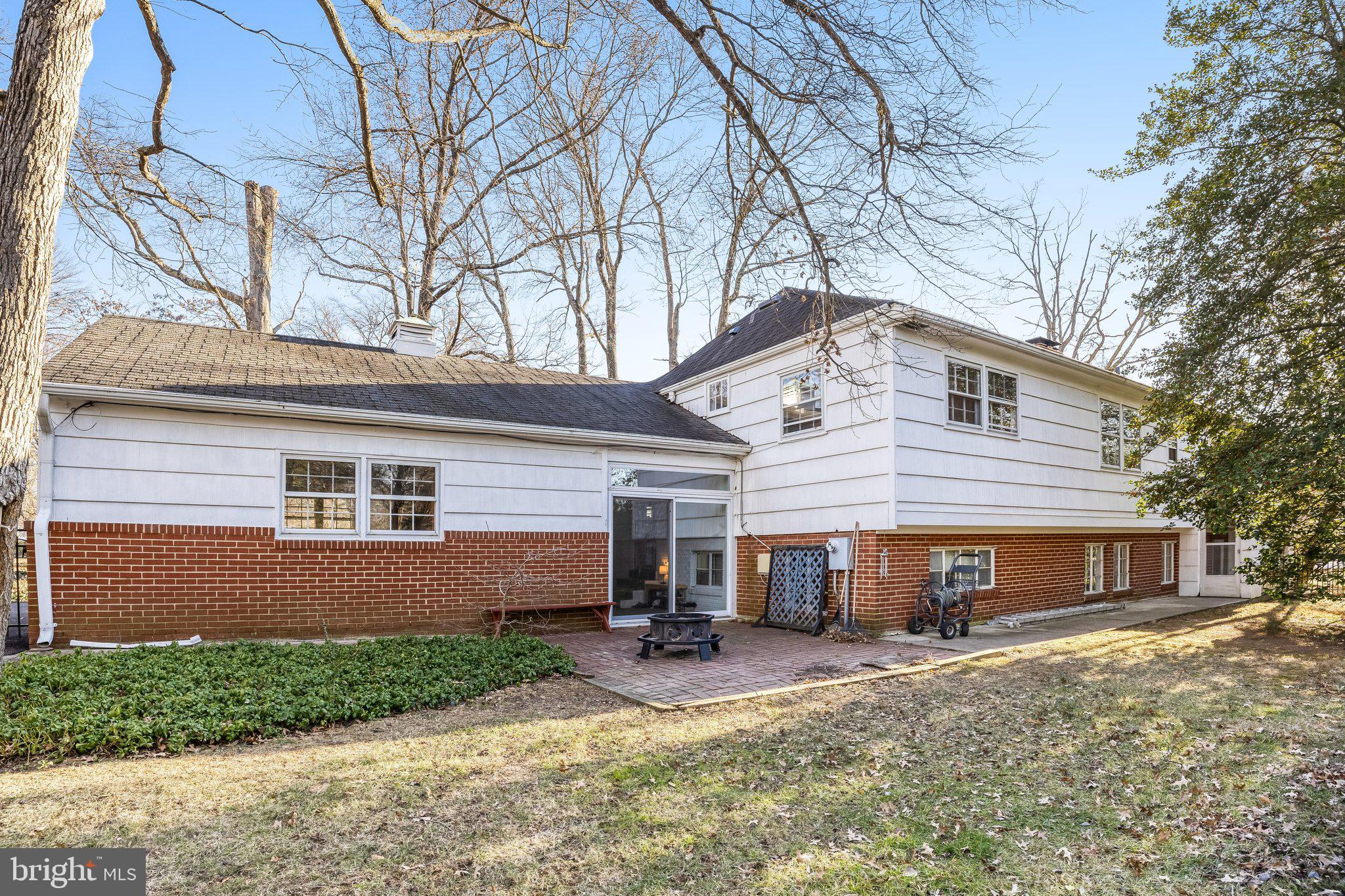 9232 FOREST HAVEN DRIVE