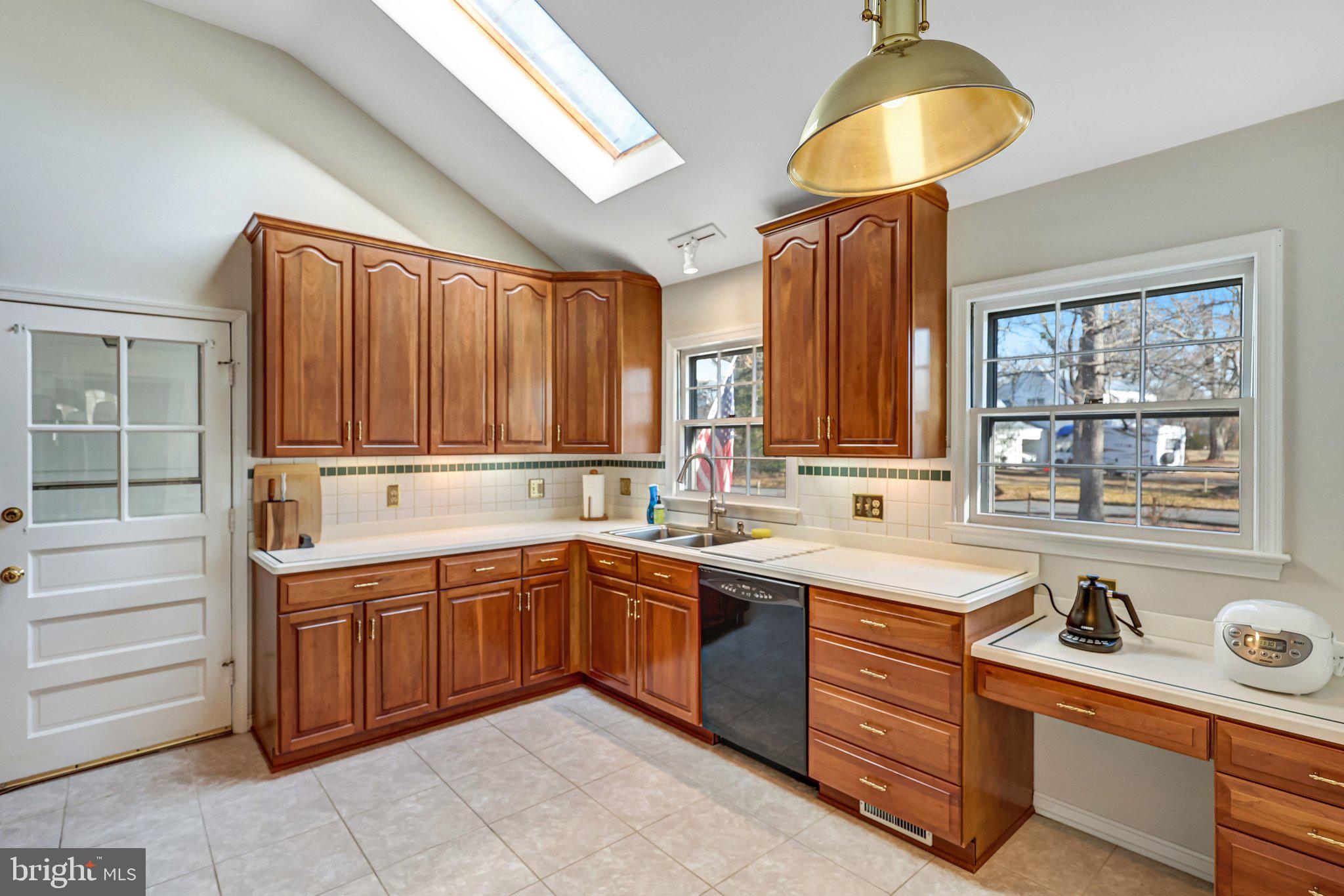 9232 FOREST HAVEN DRIVE